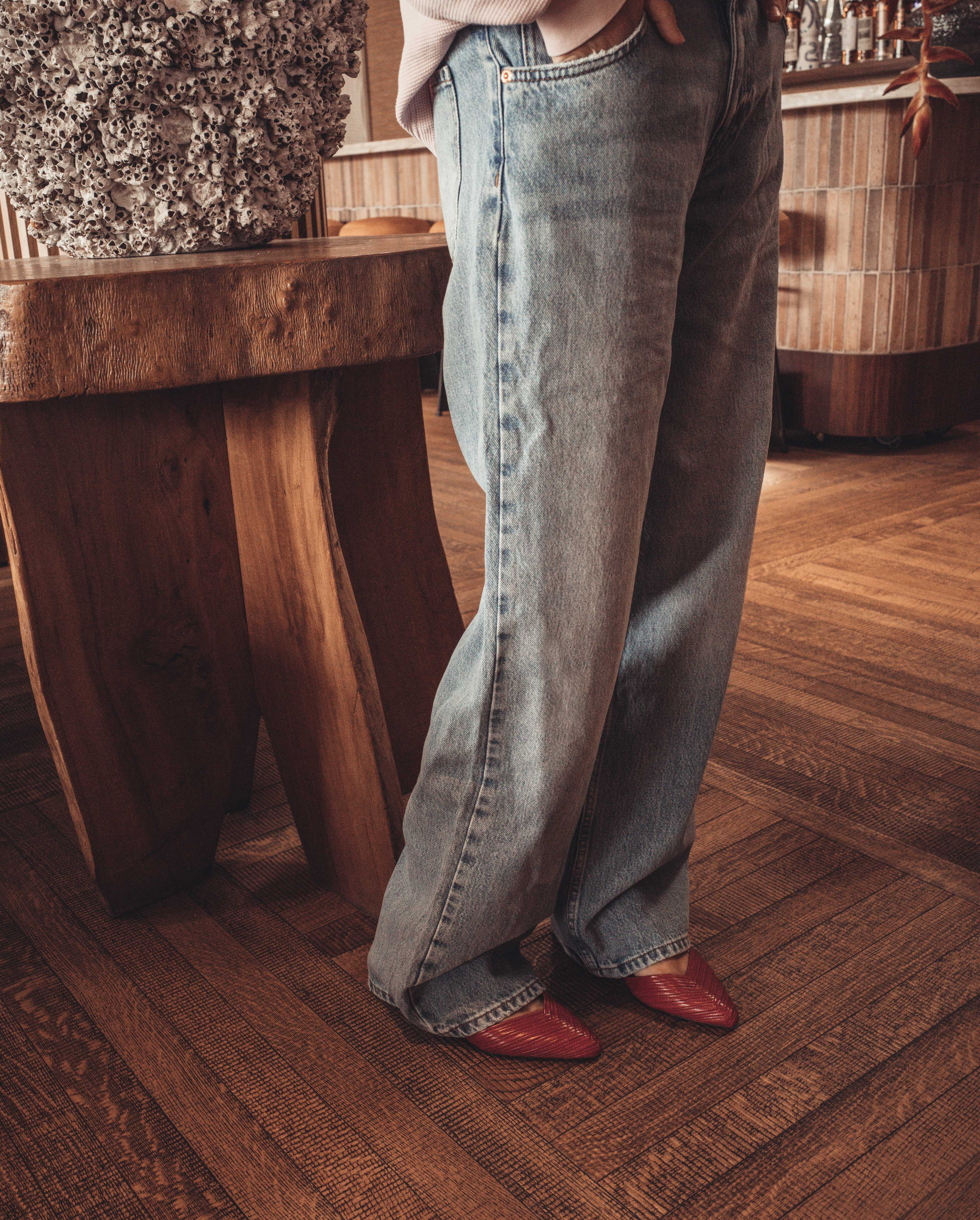 Carla 10 Shiny lamb Pomegranate