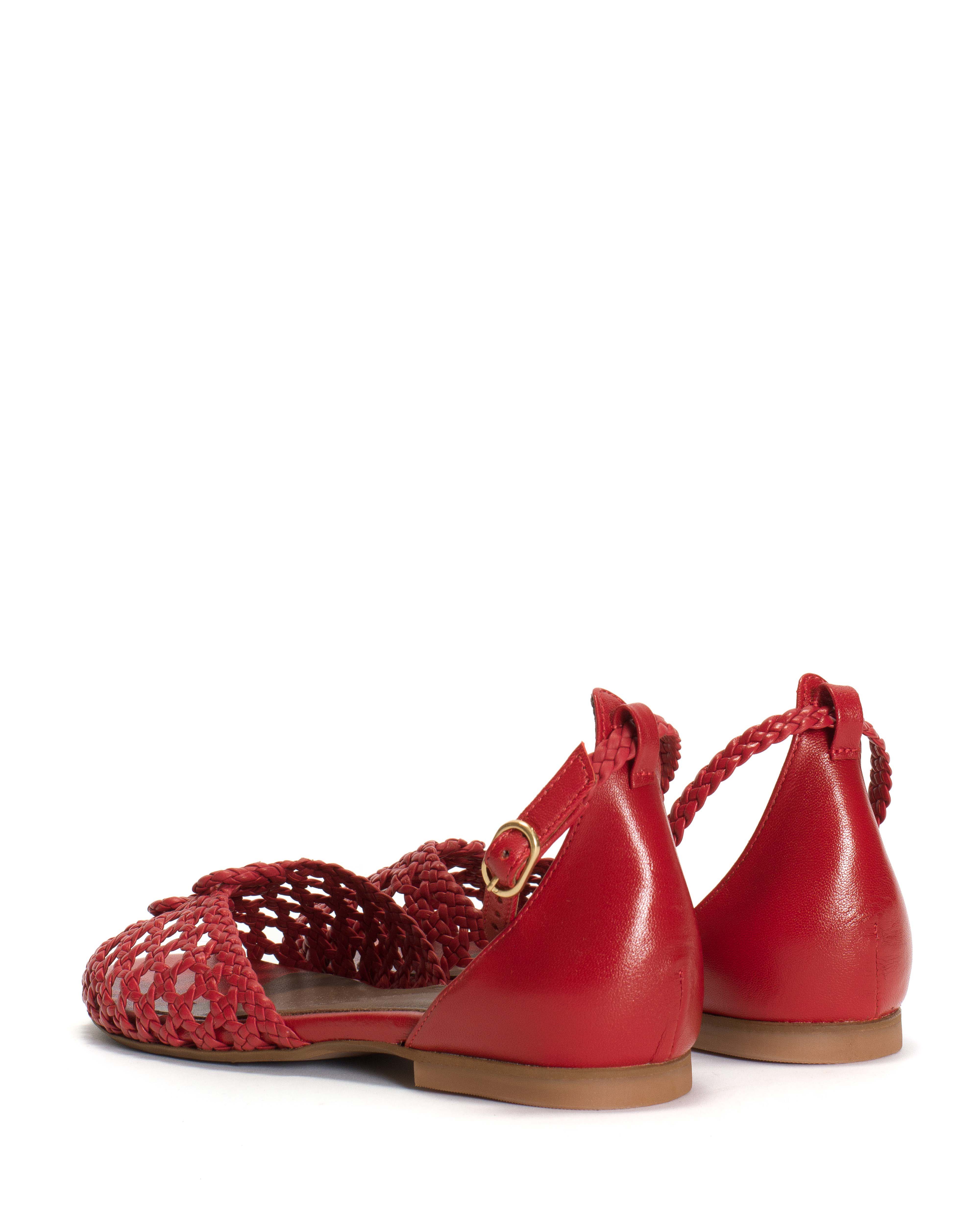 Lucy 10 hand-braided Hand-braided leather Ruby red