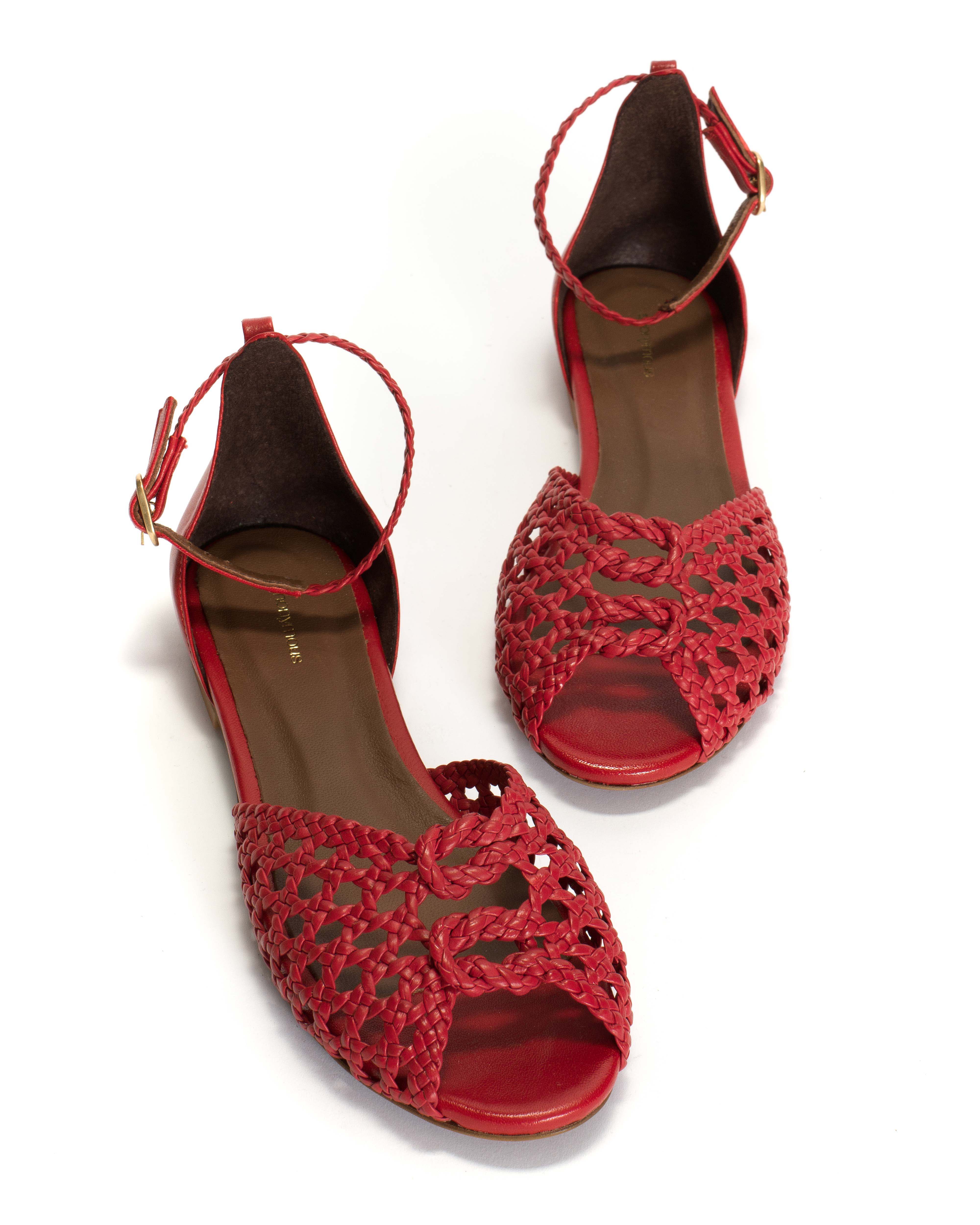 Lucy 10 hand-braided Hand-braided leather Ruby red
