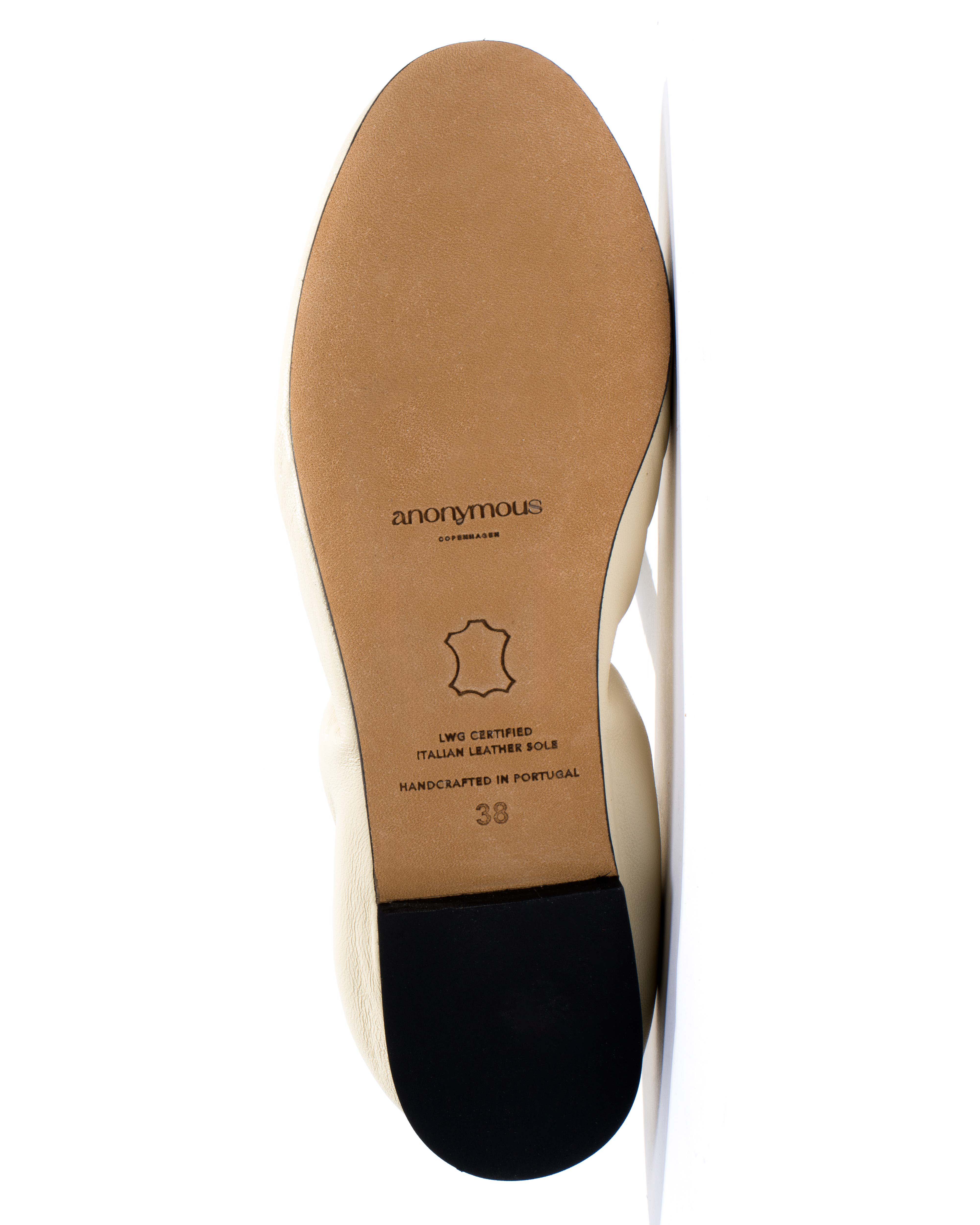 Mirelda Silky lamb White sand