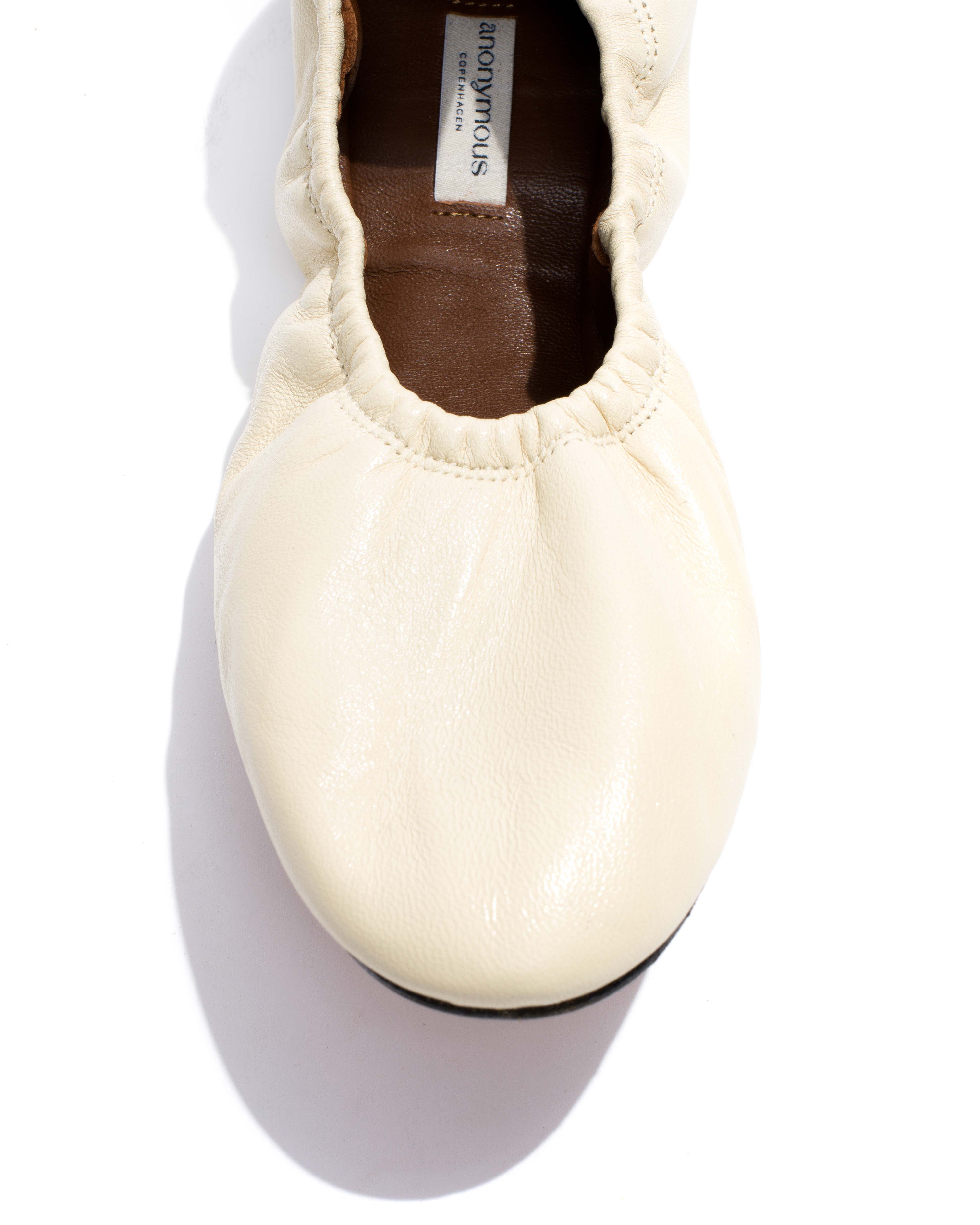 Mirelda Silky lamb White sand