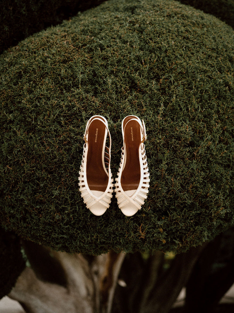 Dressing for summer celebrations