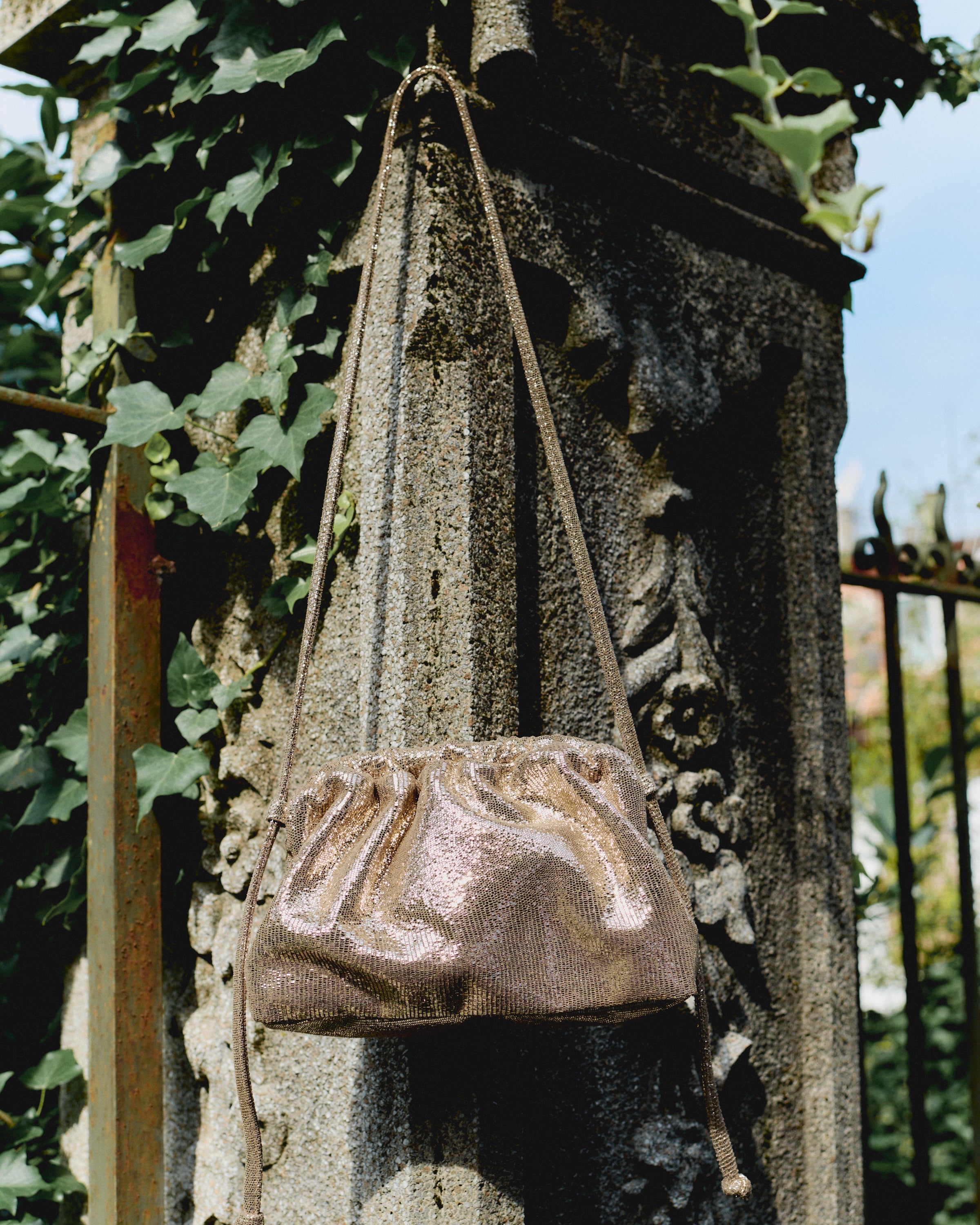 Lizard metallic goat