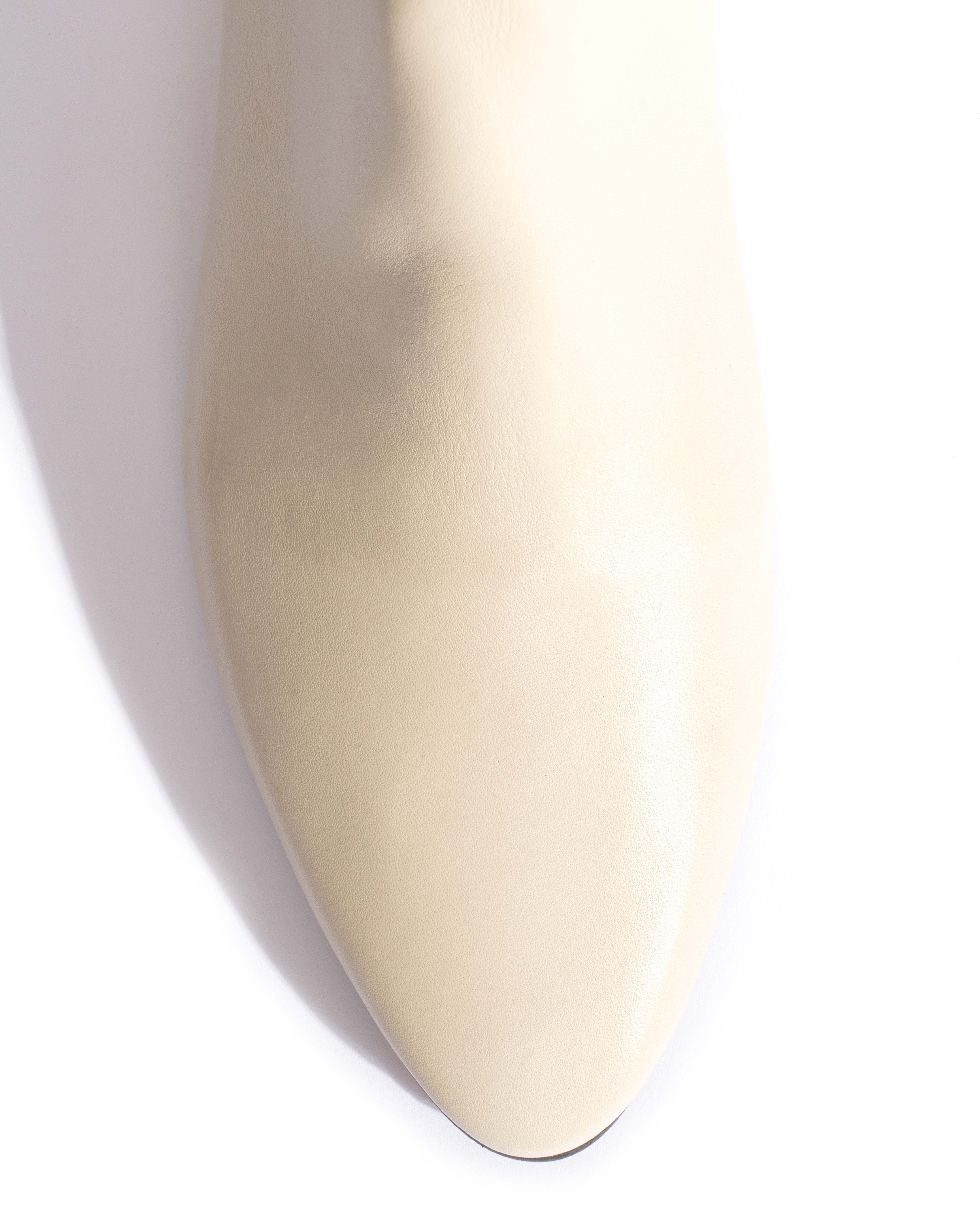 Kyra Soft calf White sand
