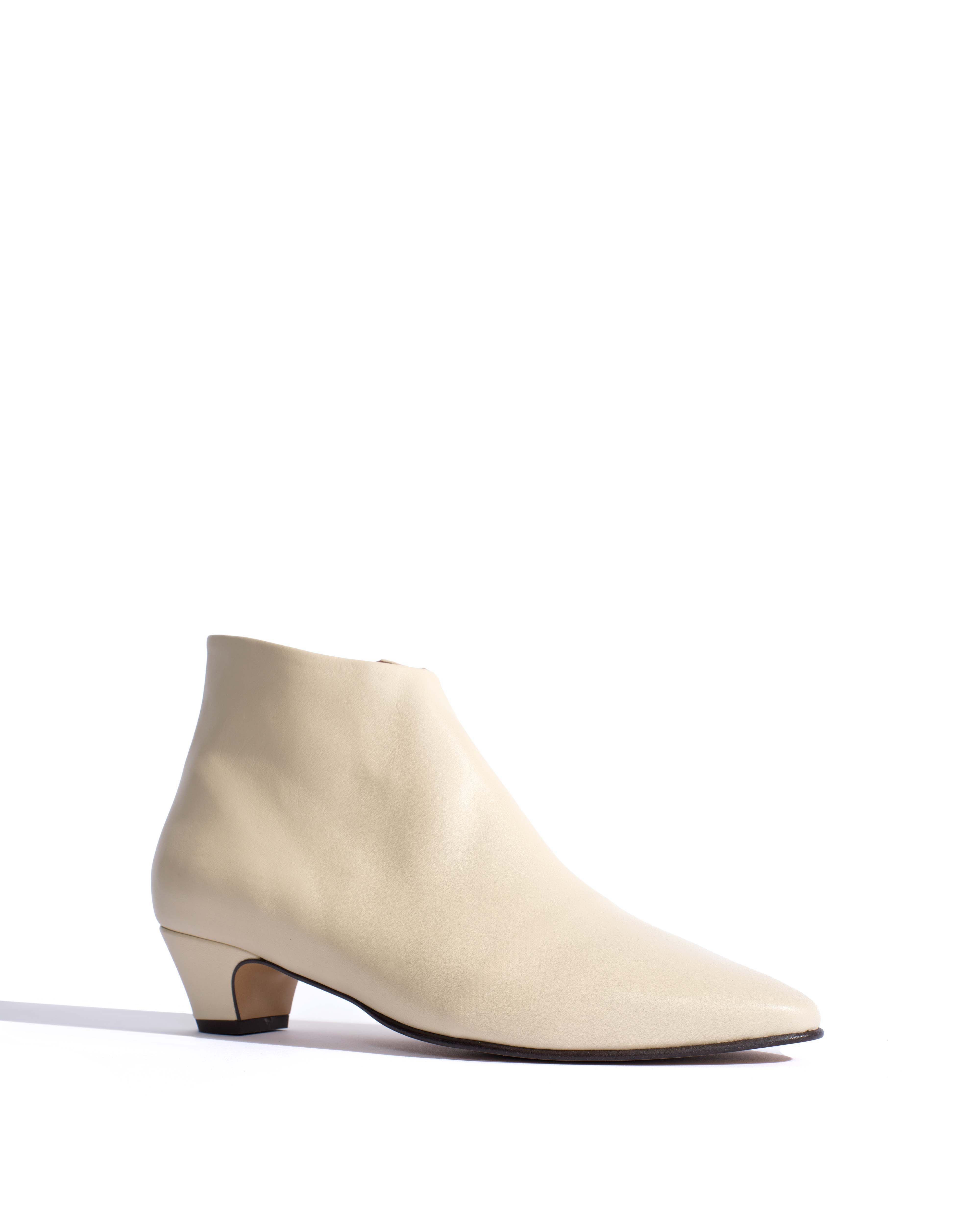 Kyra Soft calf White sand