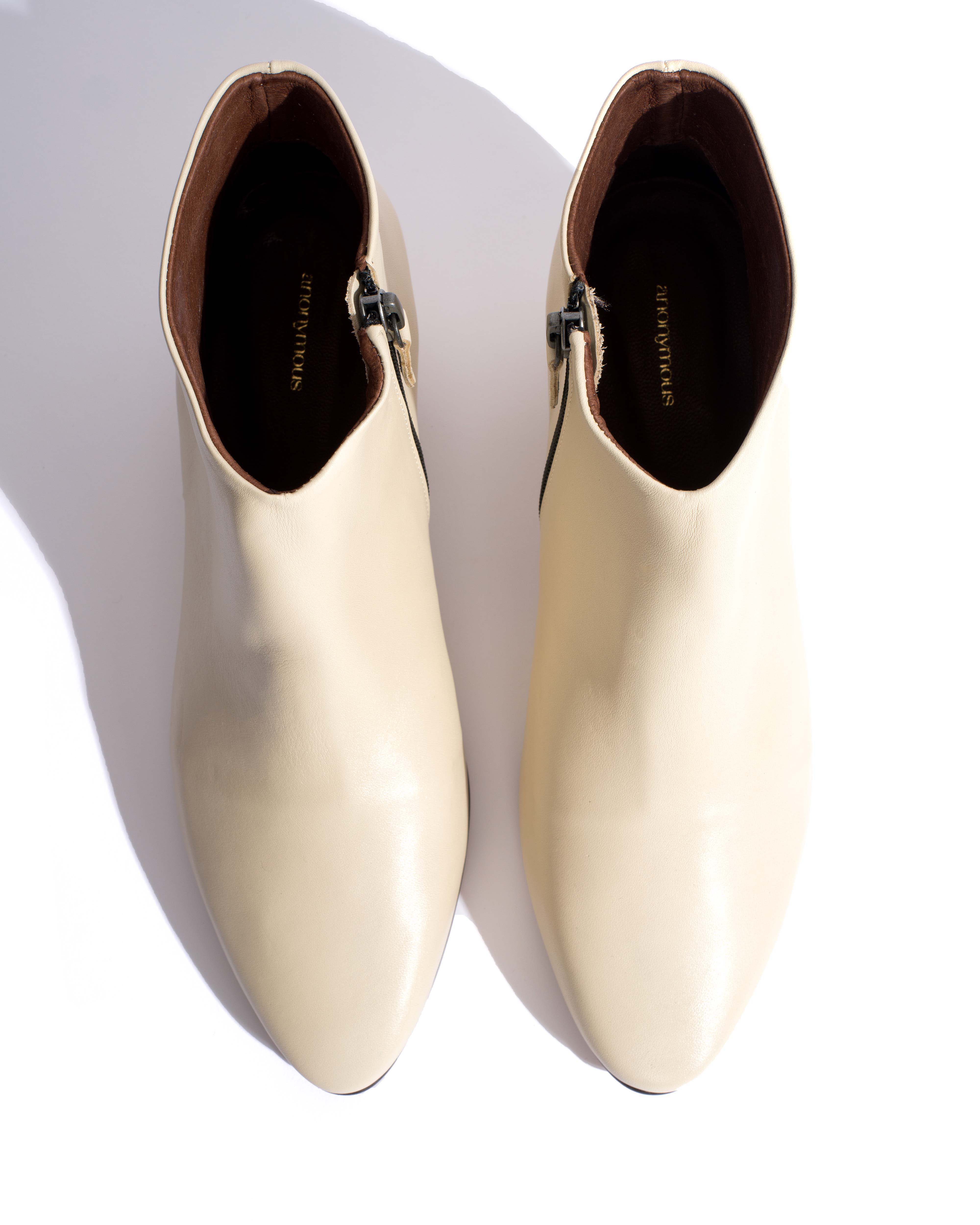 Kyra Soft calf White sand