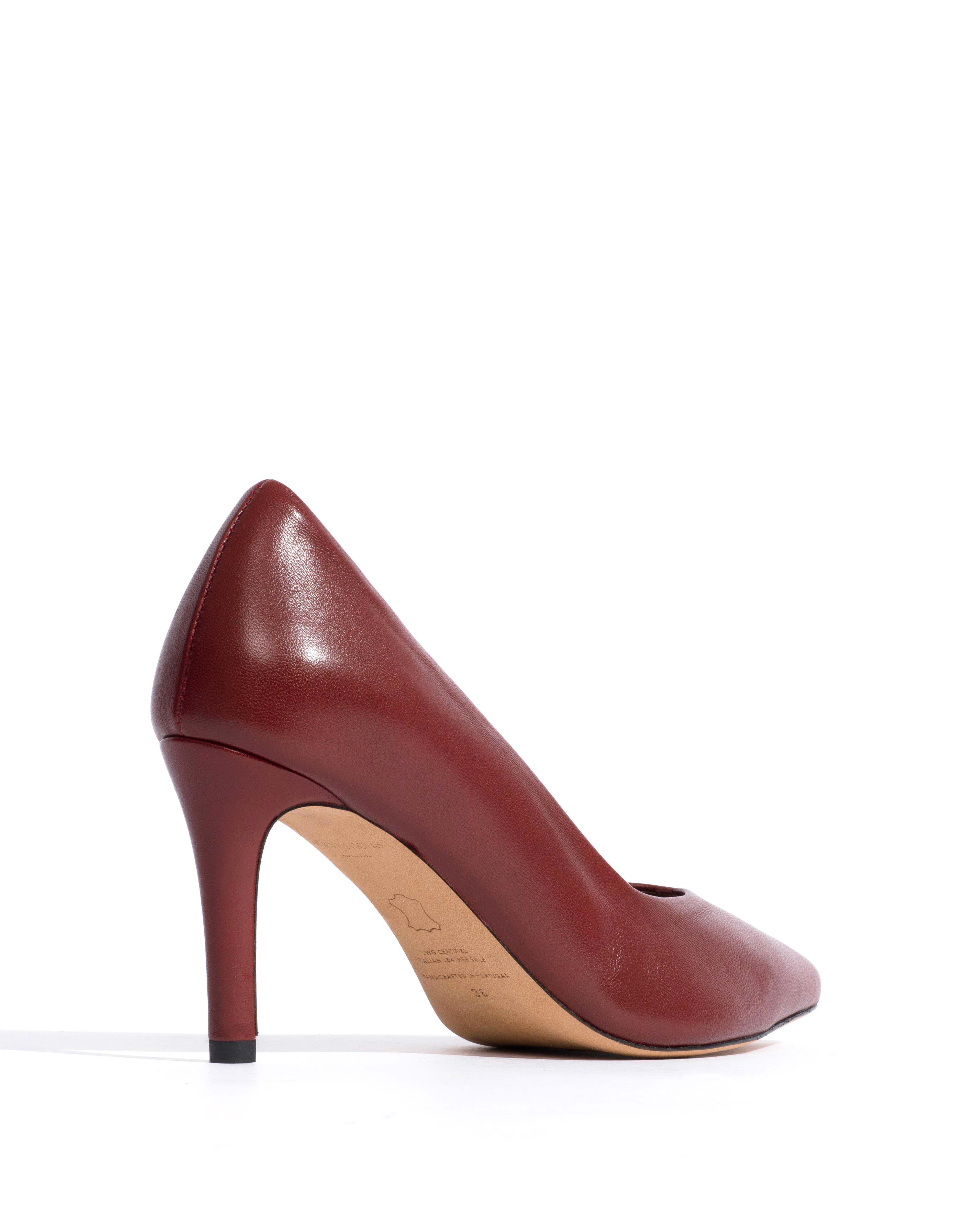 Trini 75 Shiny lamb Pomegranate