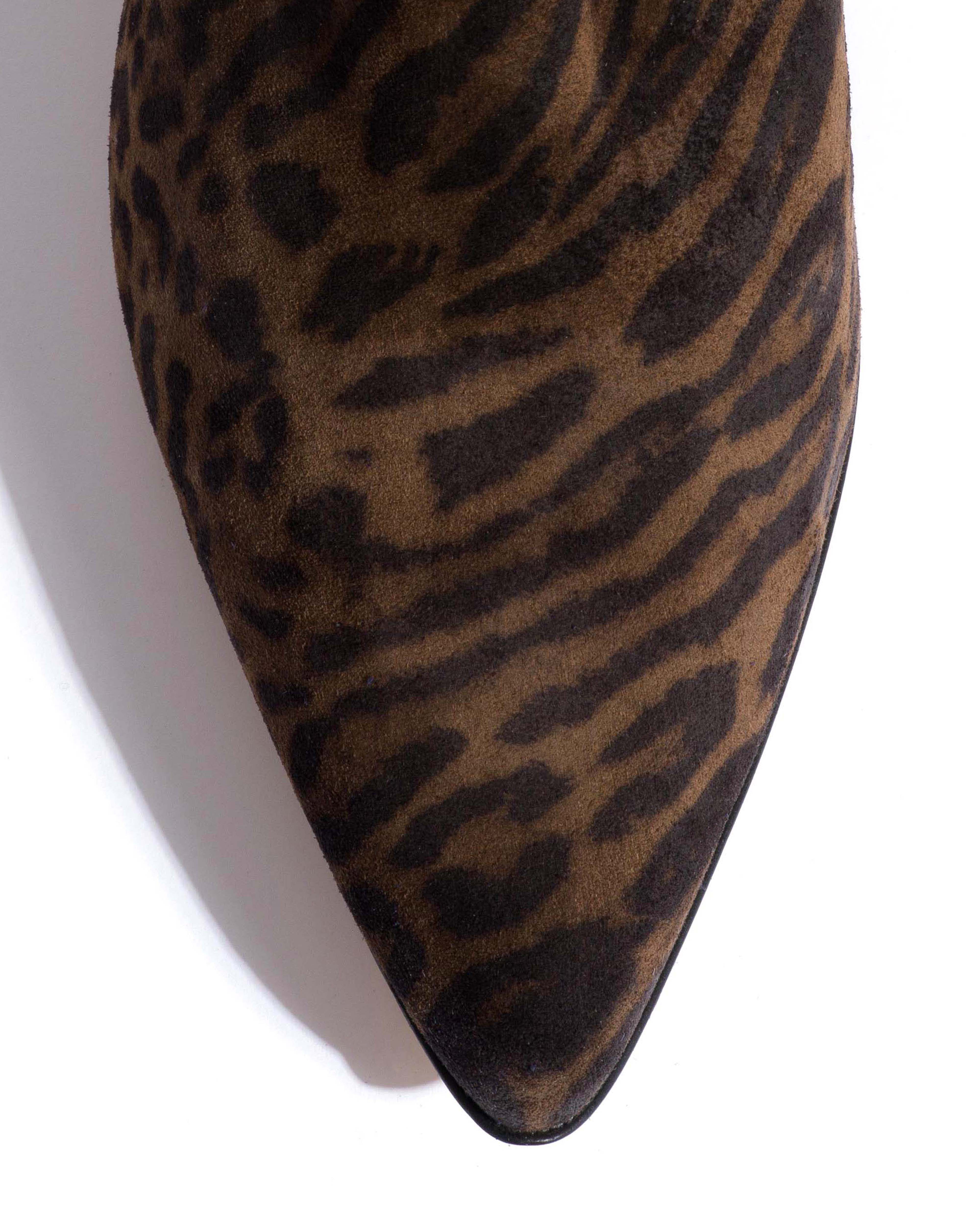 Hillerie 40 stiletto Calf suede print & sleek leather Jaguar & black