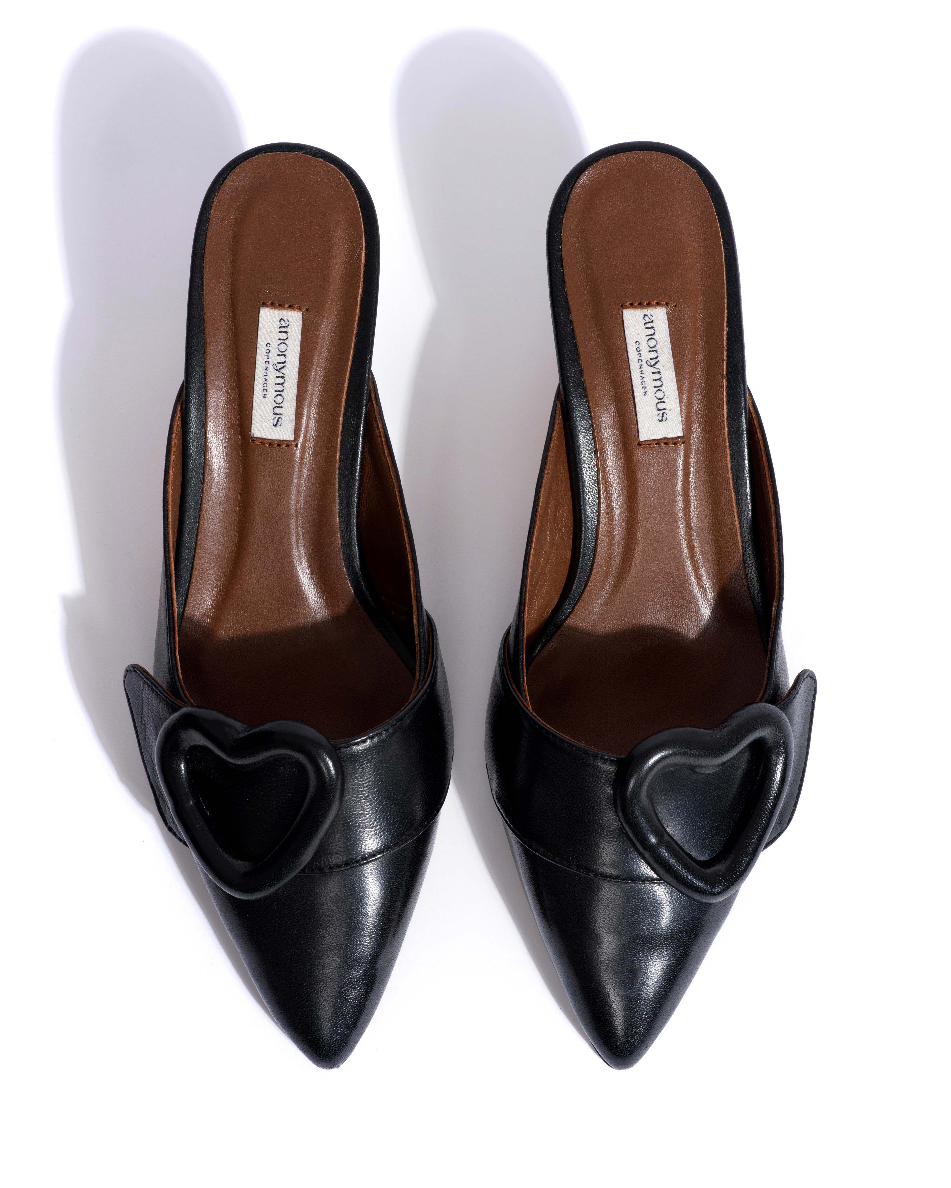 Shila 50 kitten Shiny lamb Black