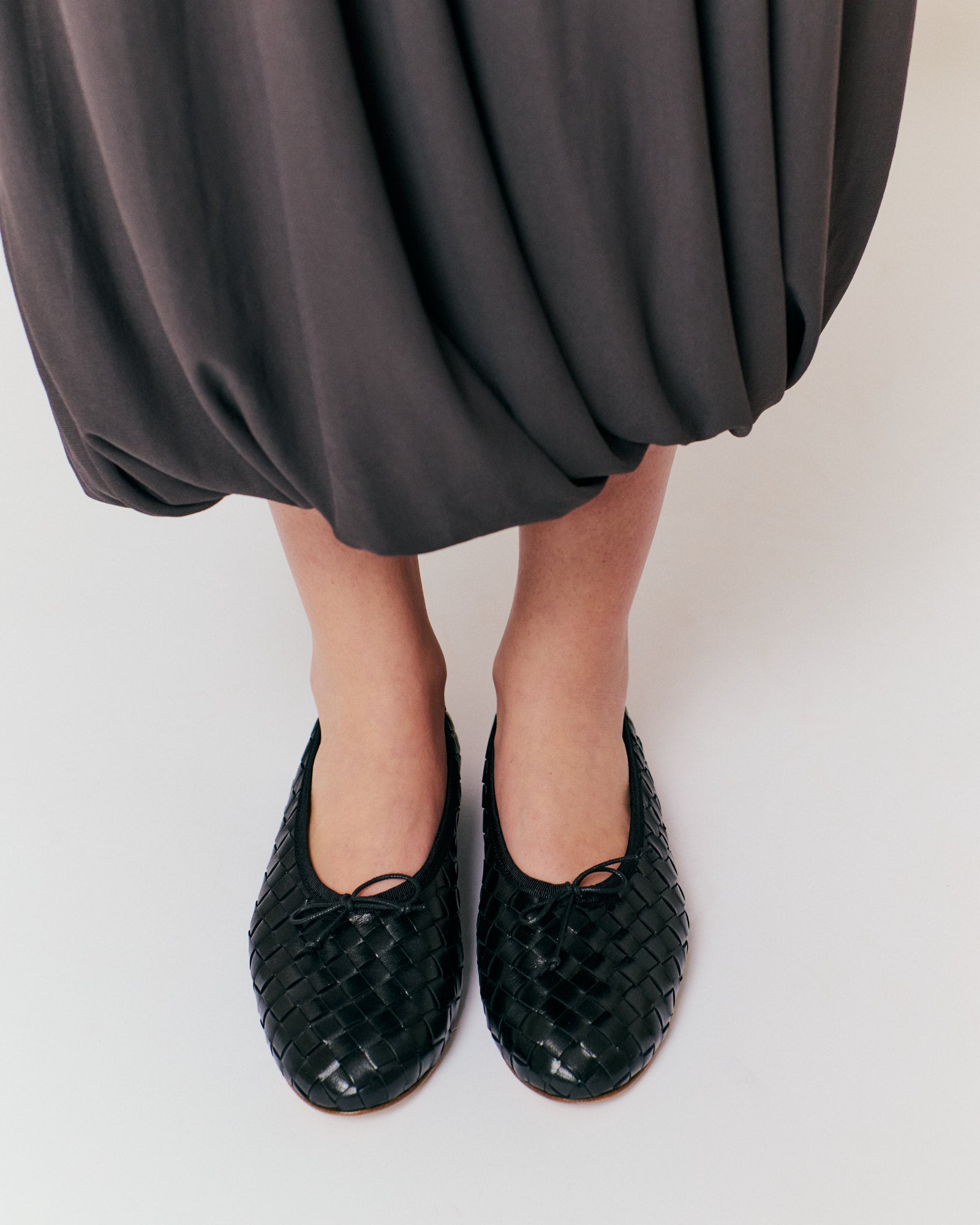 Sacha interlace Shiny lamb Black