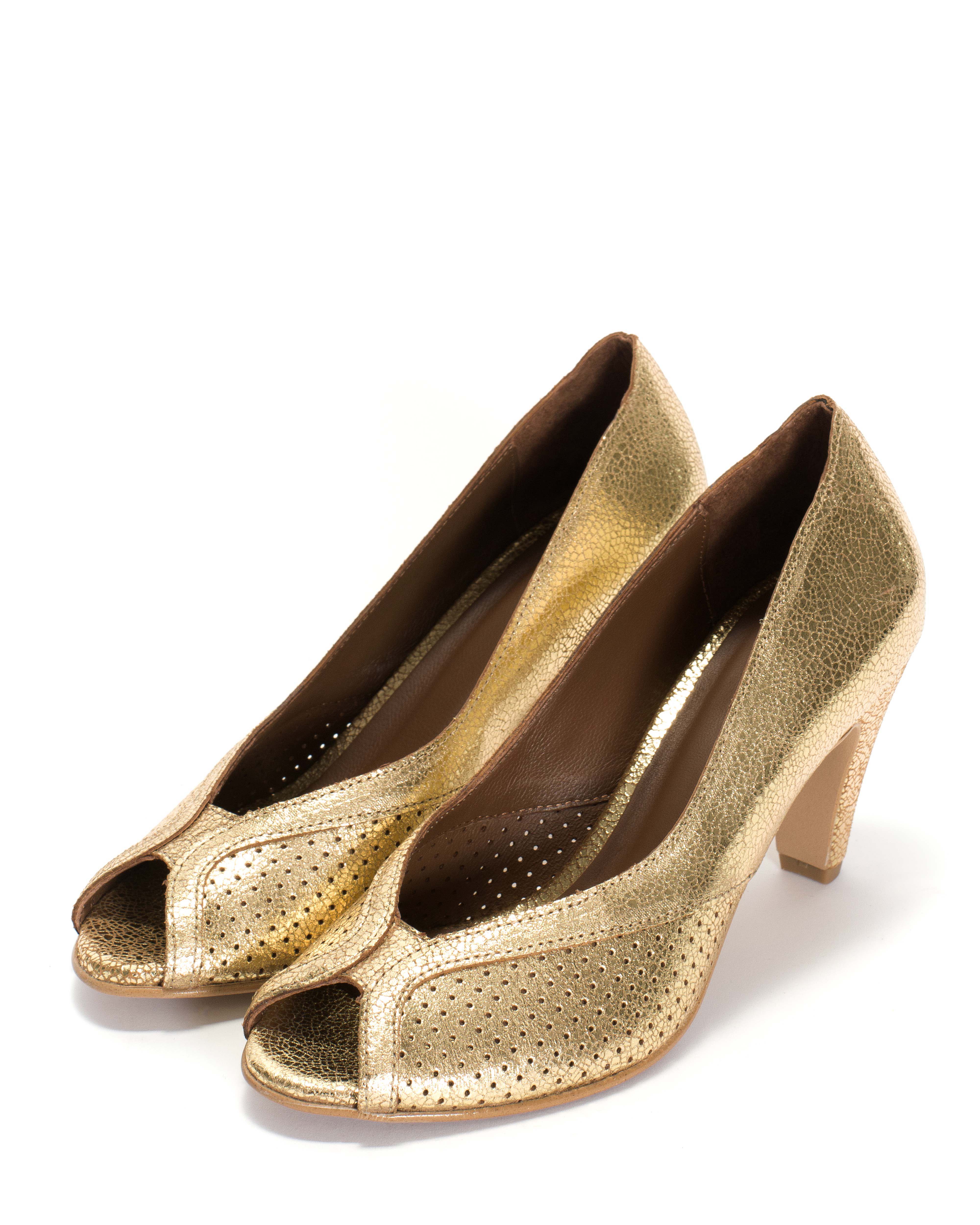 Alania Crackled metallic goat Gold
