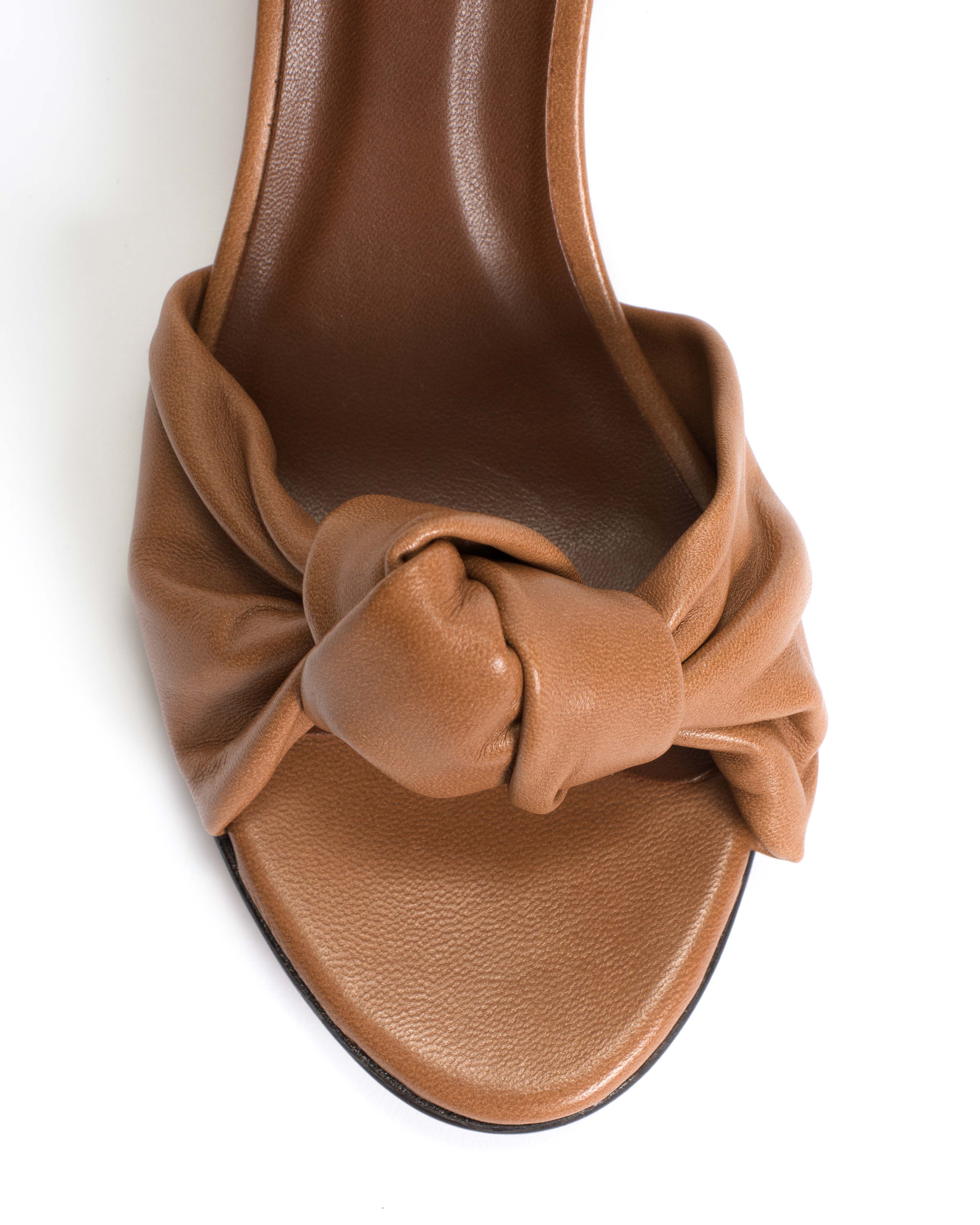 Aliza 50 stiletto Shiny lamb Caramel