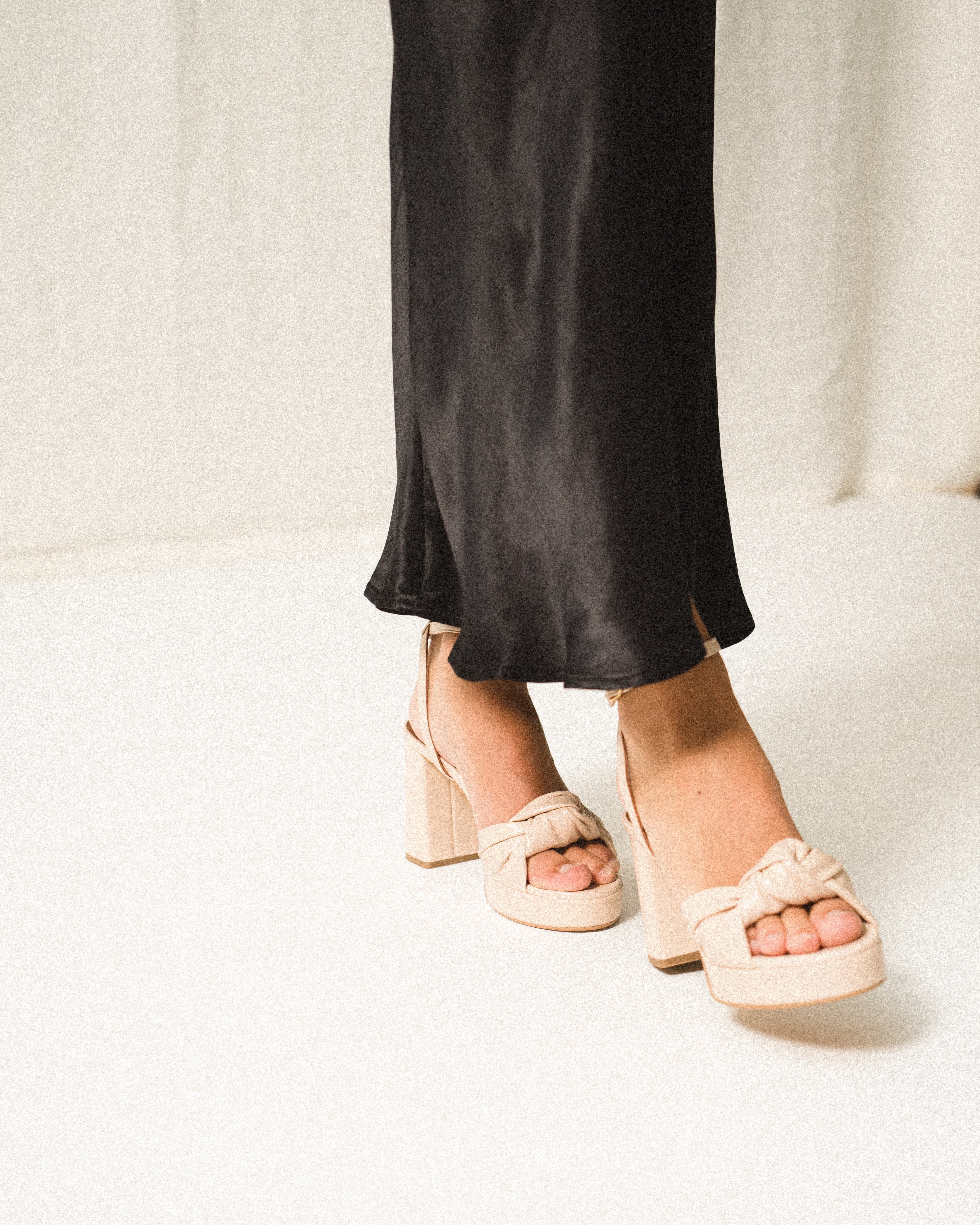 Aliza 85 platform Shiny lamb Vanilla cream