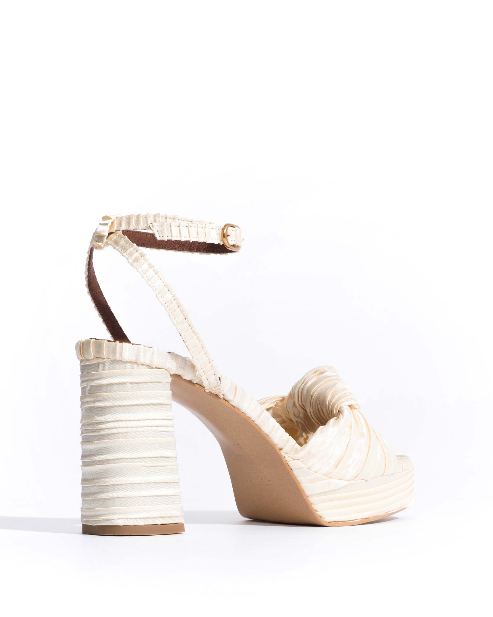 Aliza 85 platform Pleated satin Creamy white