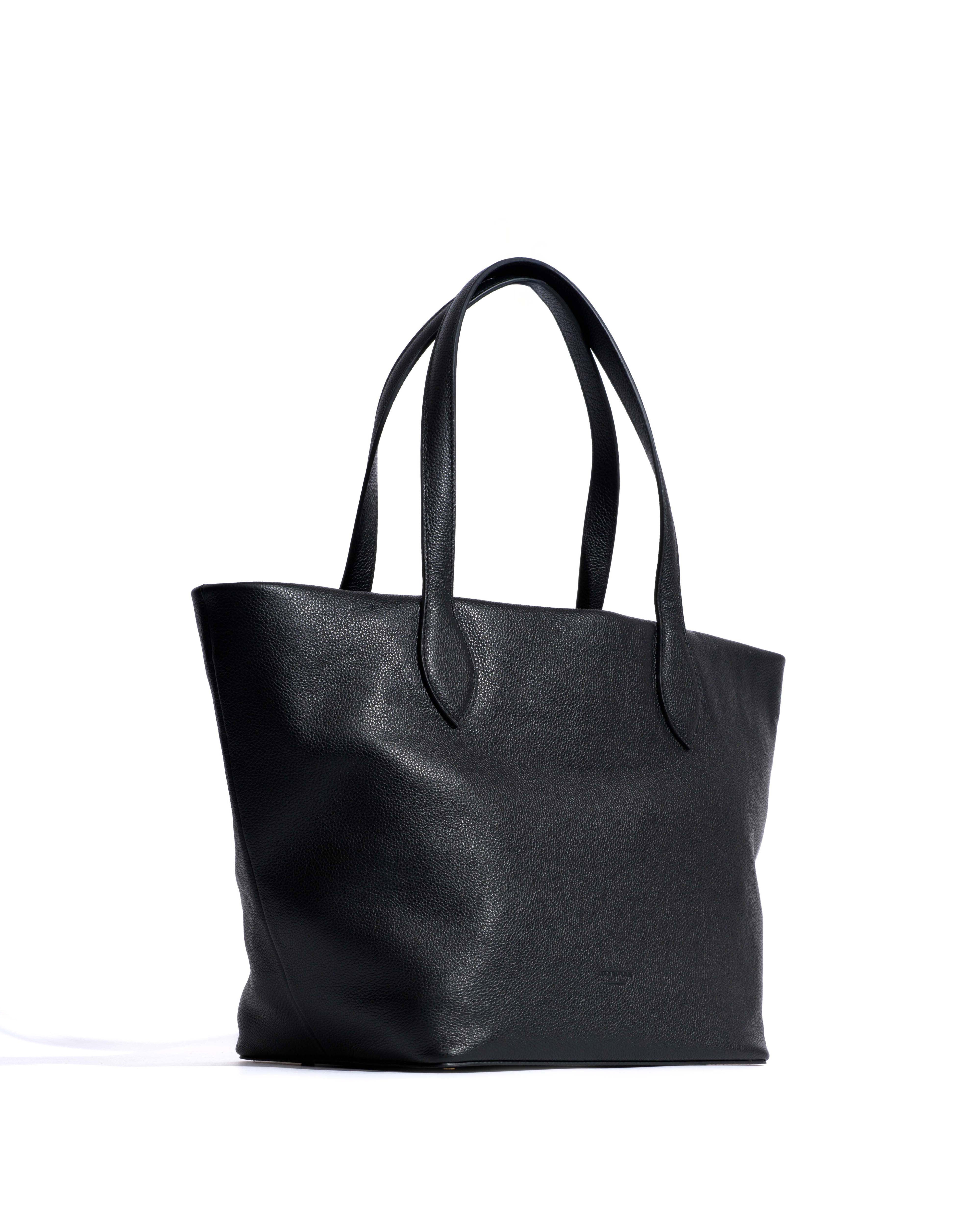 Arya everyday carryall Pebbled soft calf Black