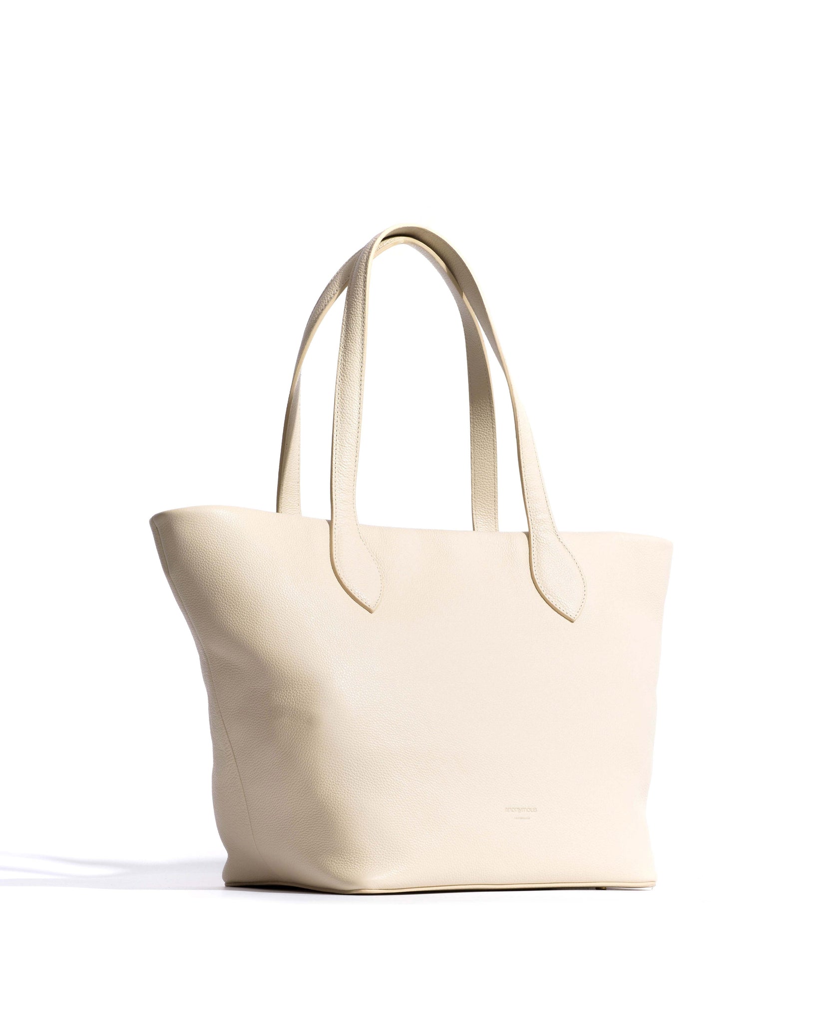 Arya everyday carryall Pebbled soft calf White sand