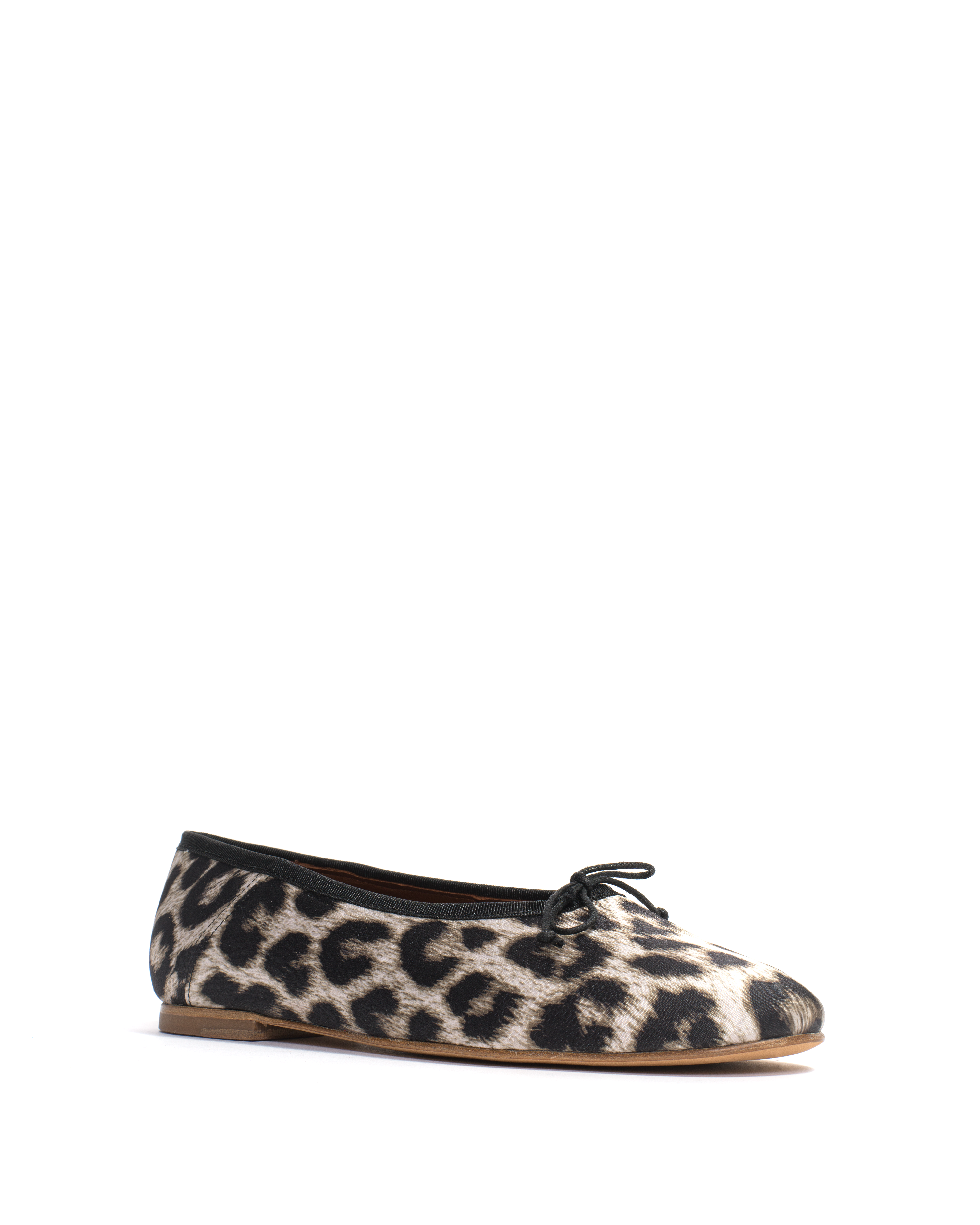 Sacha Satin print Snow leopard