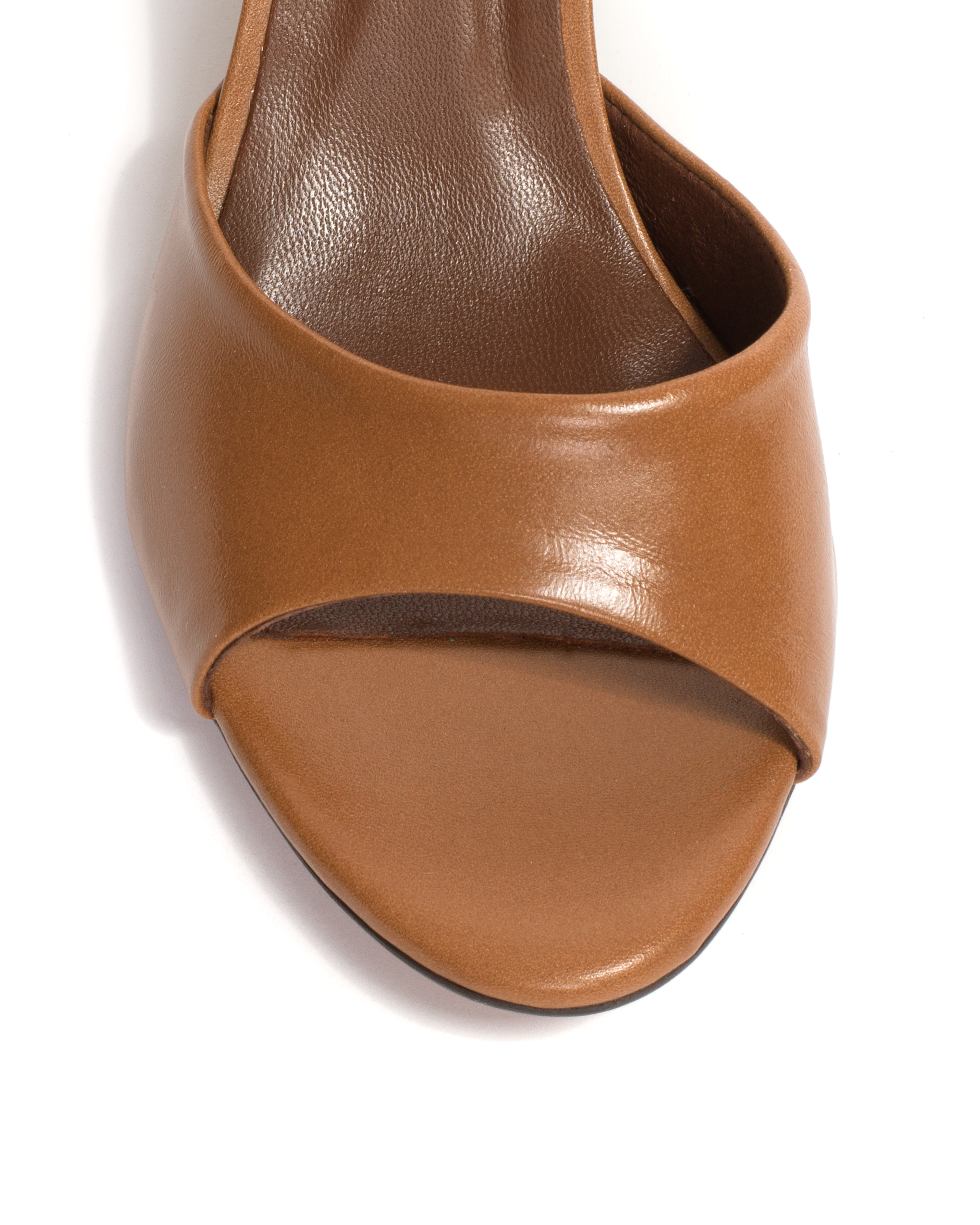 Jolie 55 Shiny lamb Caramel