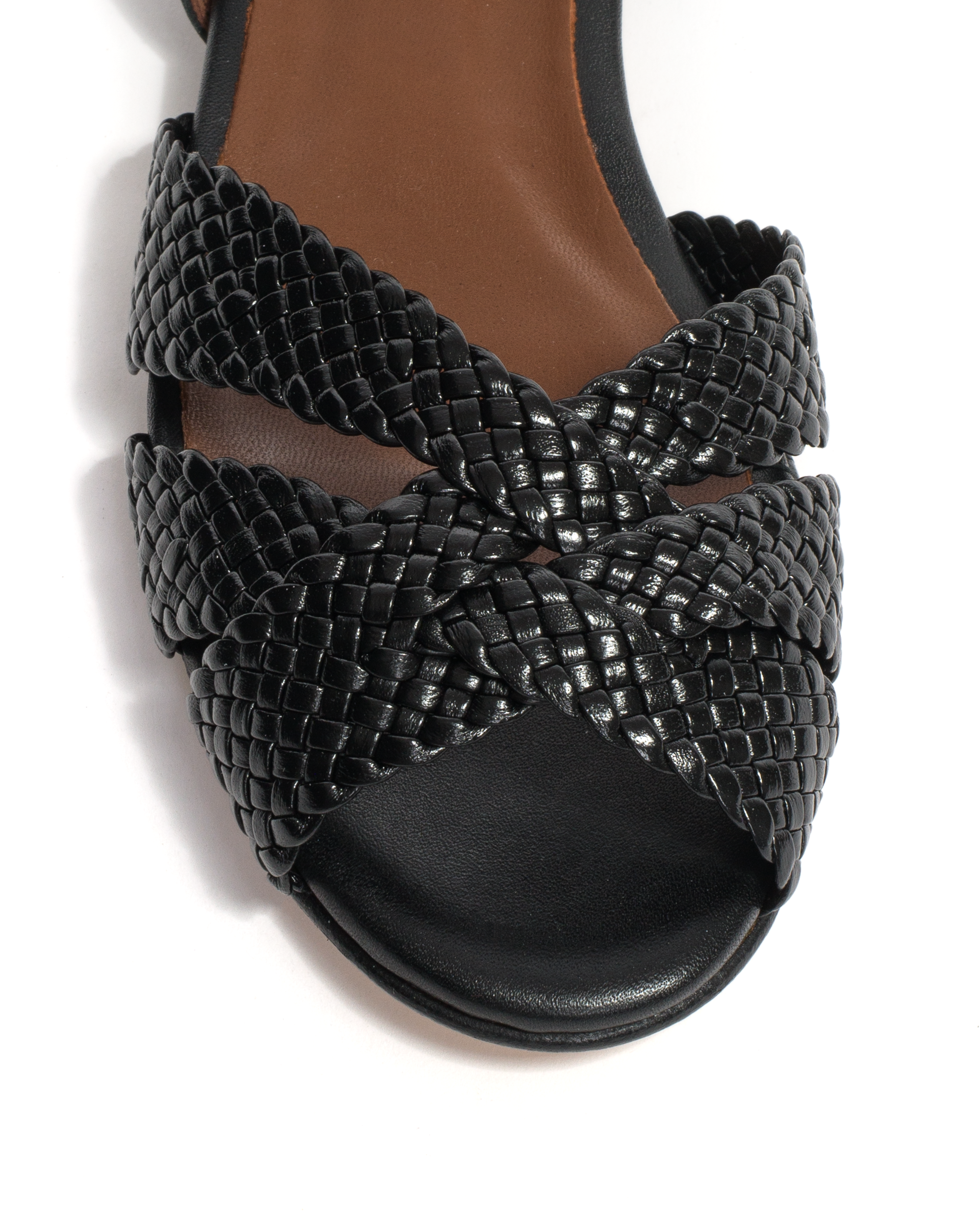 Sanni 20 hand-braided Hand-braided leather Black
