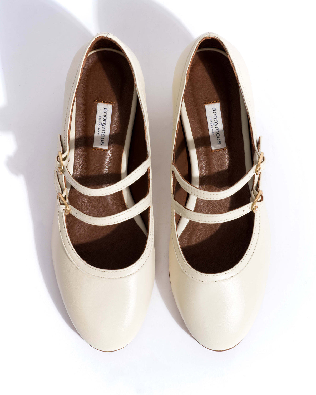 Balie 40 Shiny lamb White sand