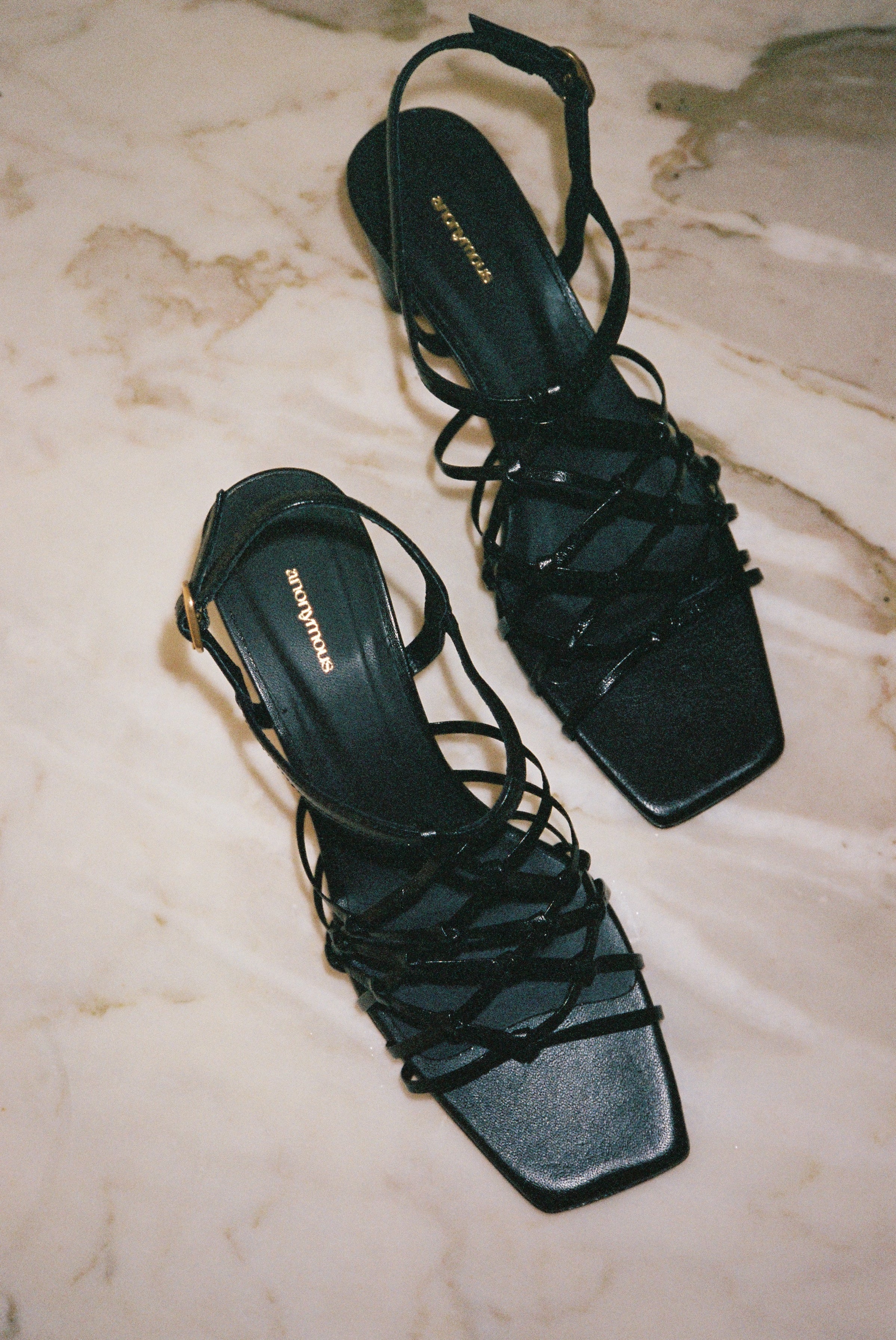 Coco 60 Hand-braided leather Black