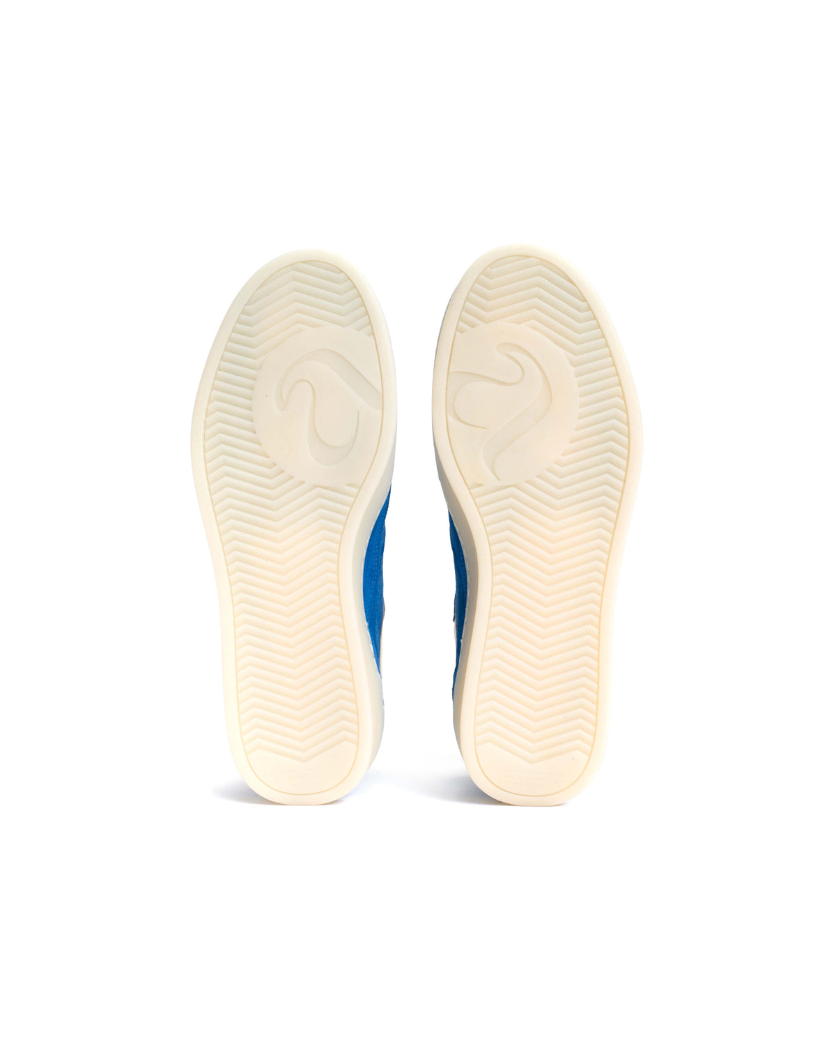 Dabbie Calf suede & sleek leather Electric blue & white sand