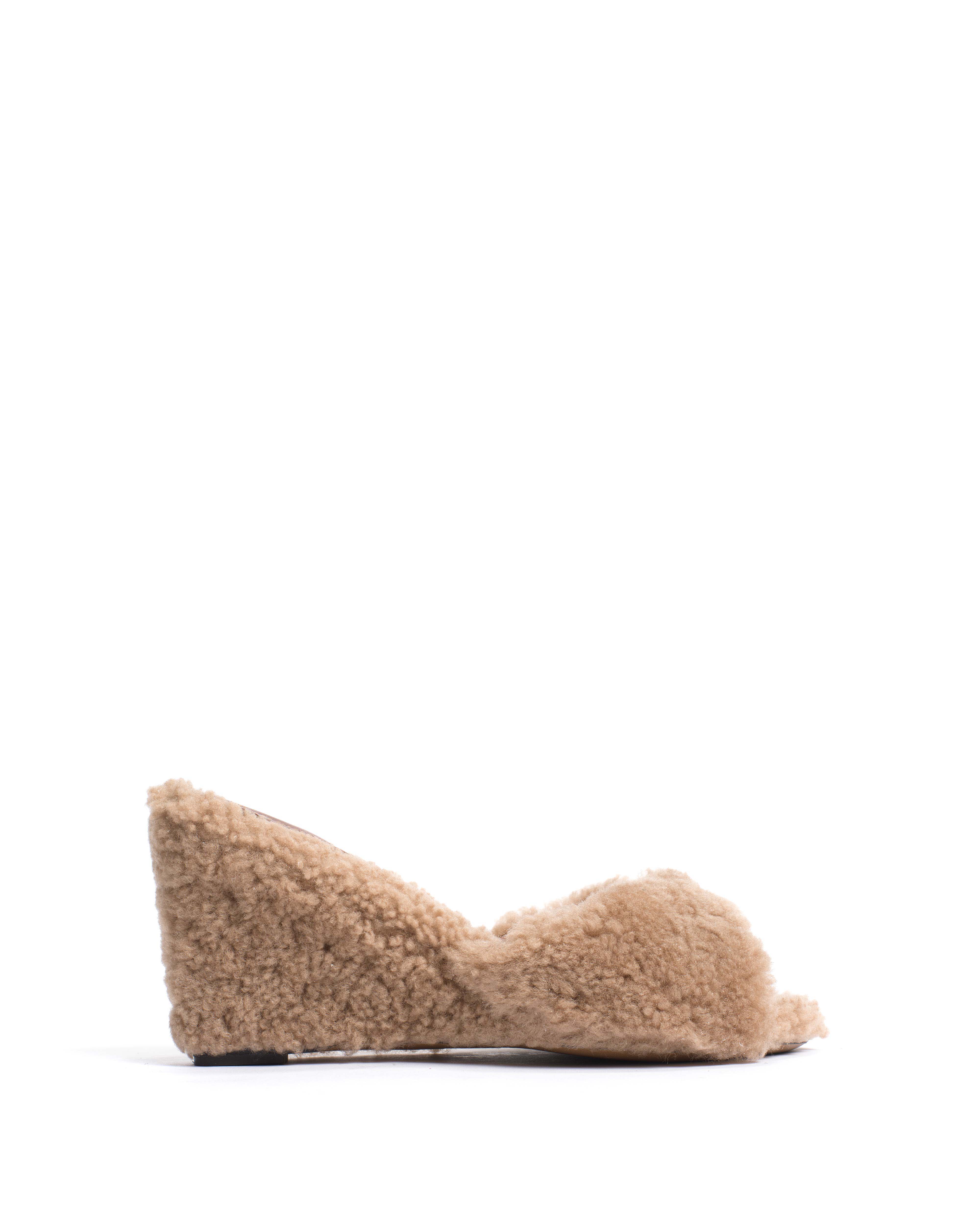 Gwen shearling Lamb shearling Desert sand