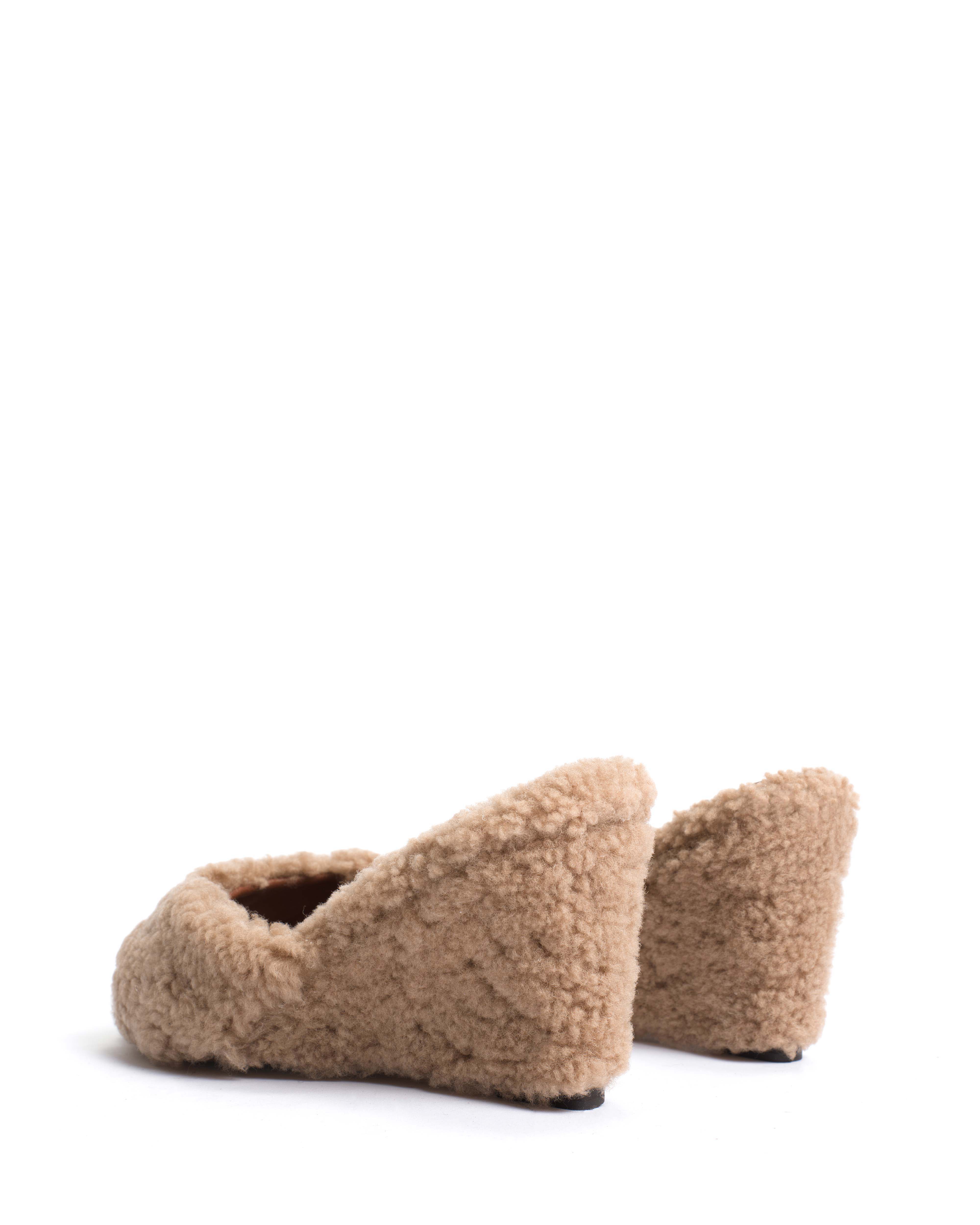 Gwen shearling Lamb shearling Desert sand