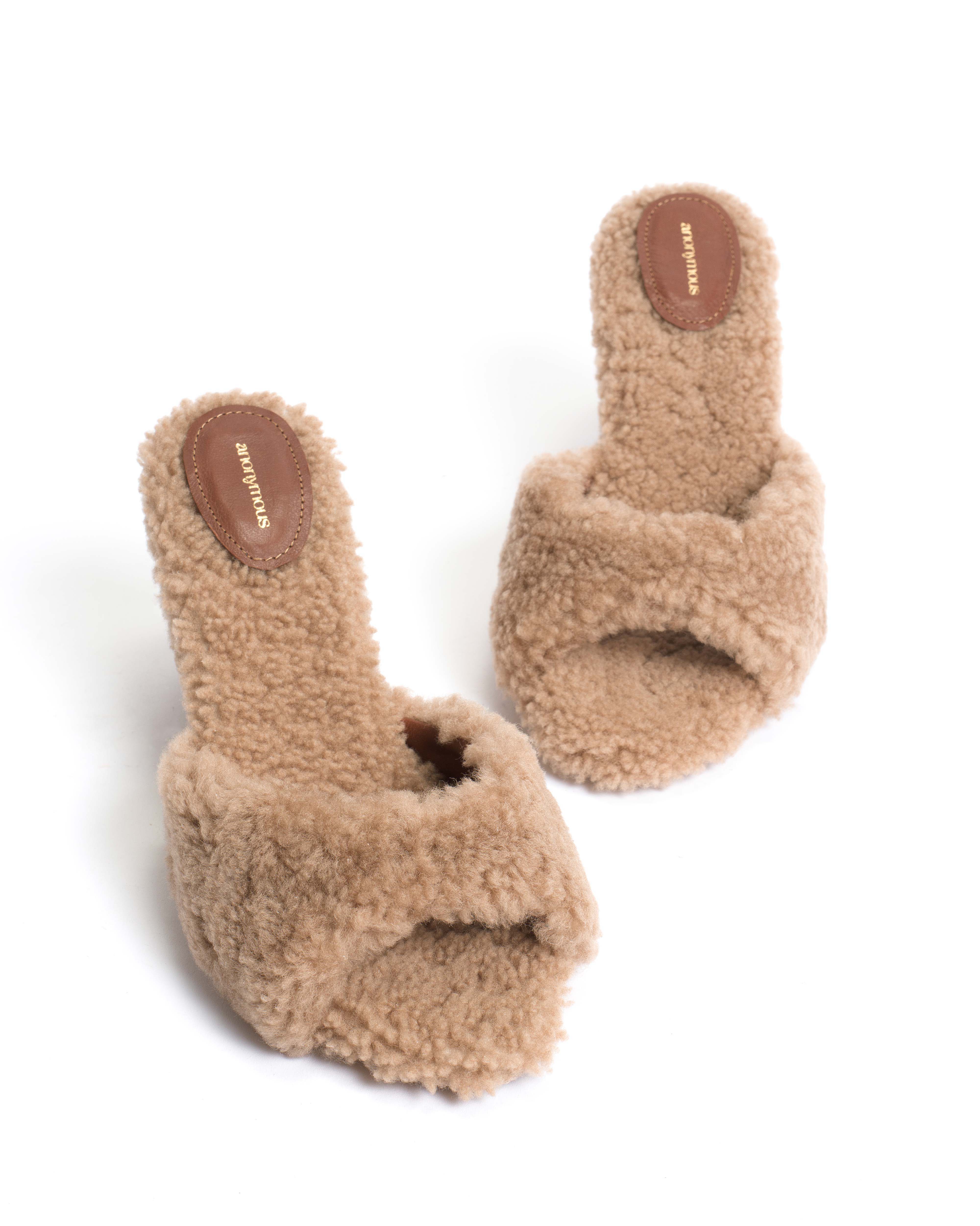 Gwen shearling Lamb shearling Desert sand