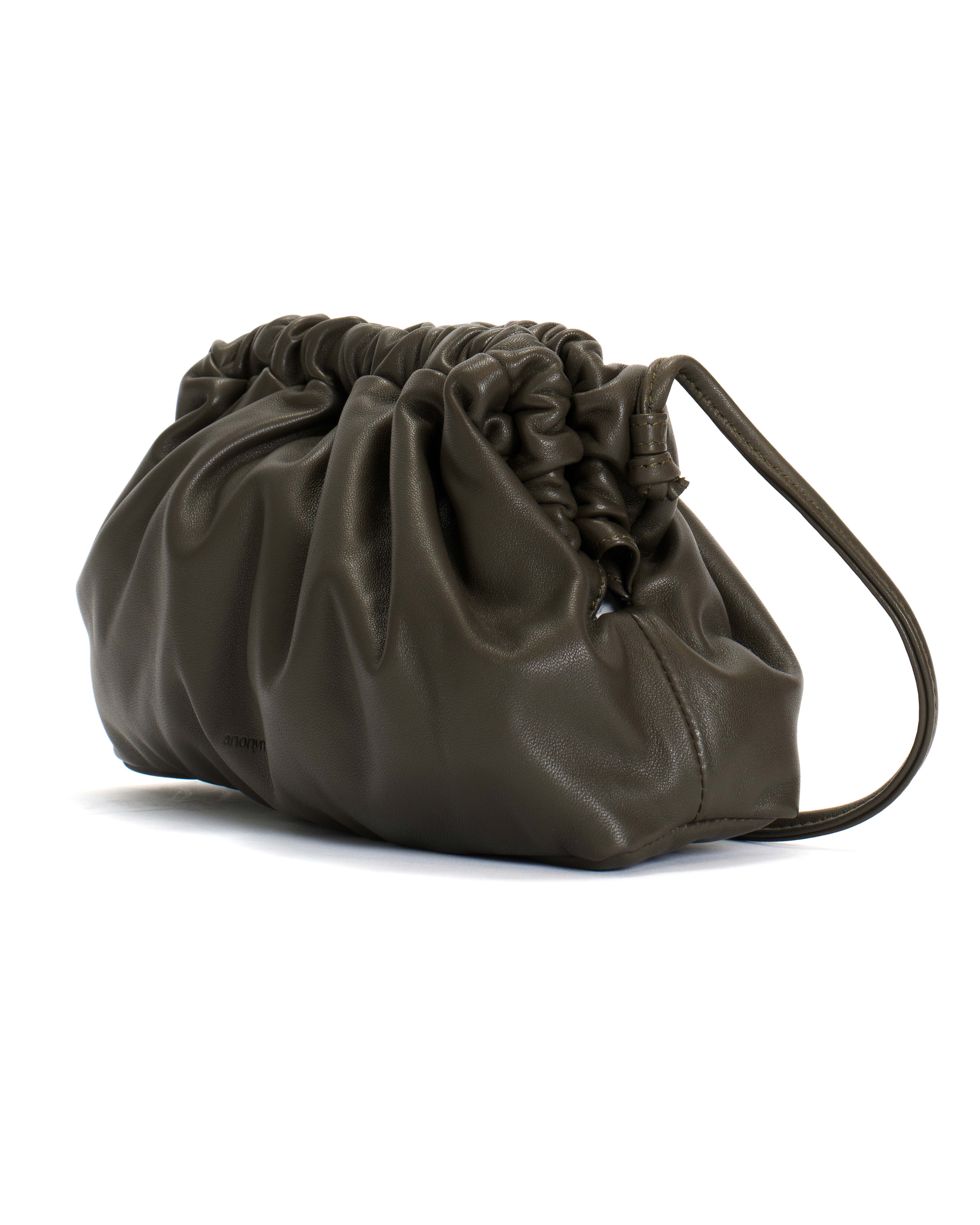 Hally petite cloud bag Shiny lamb Olive green
