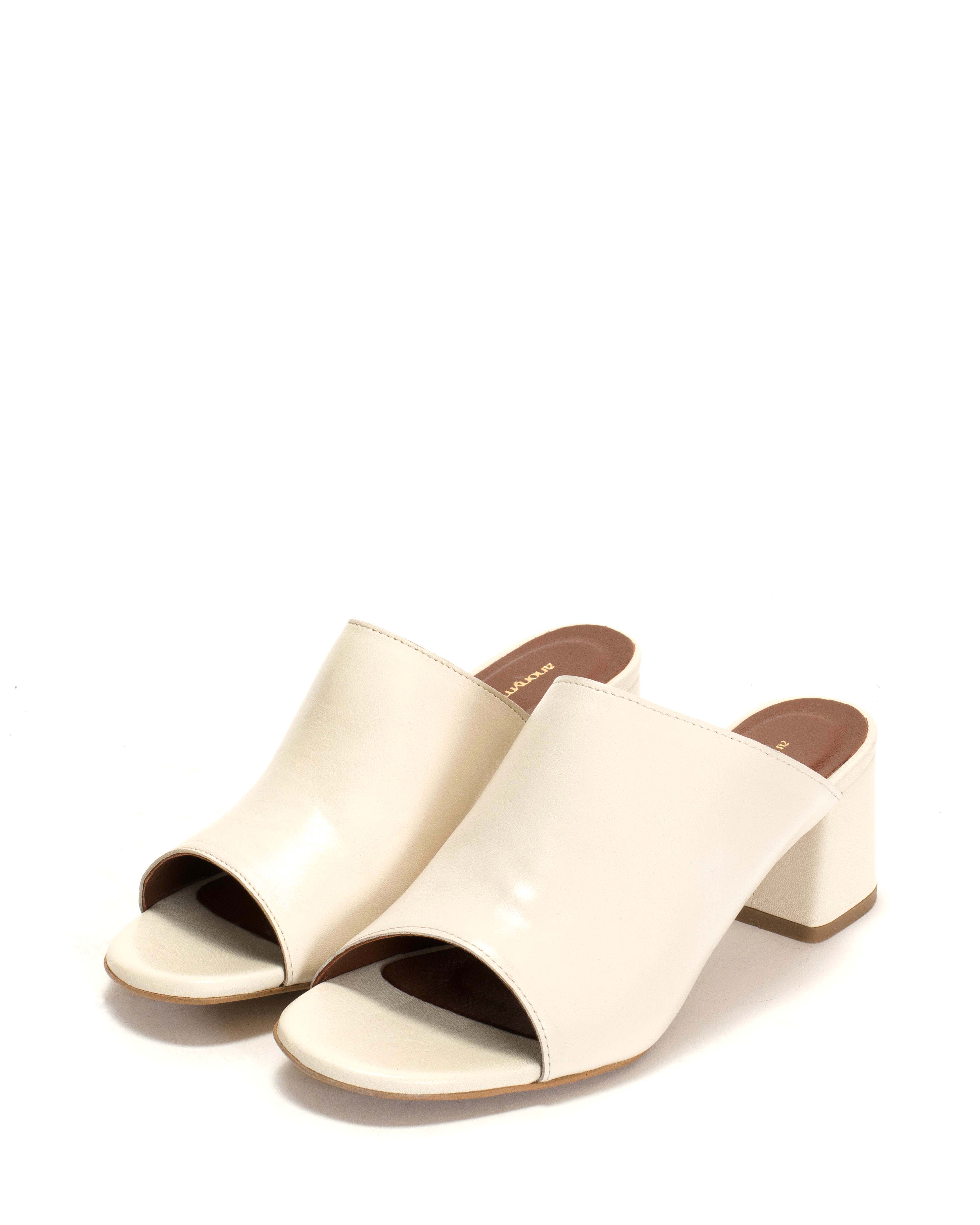 Horizon 55 Shiny lamb Milk white