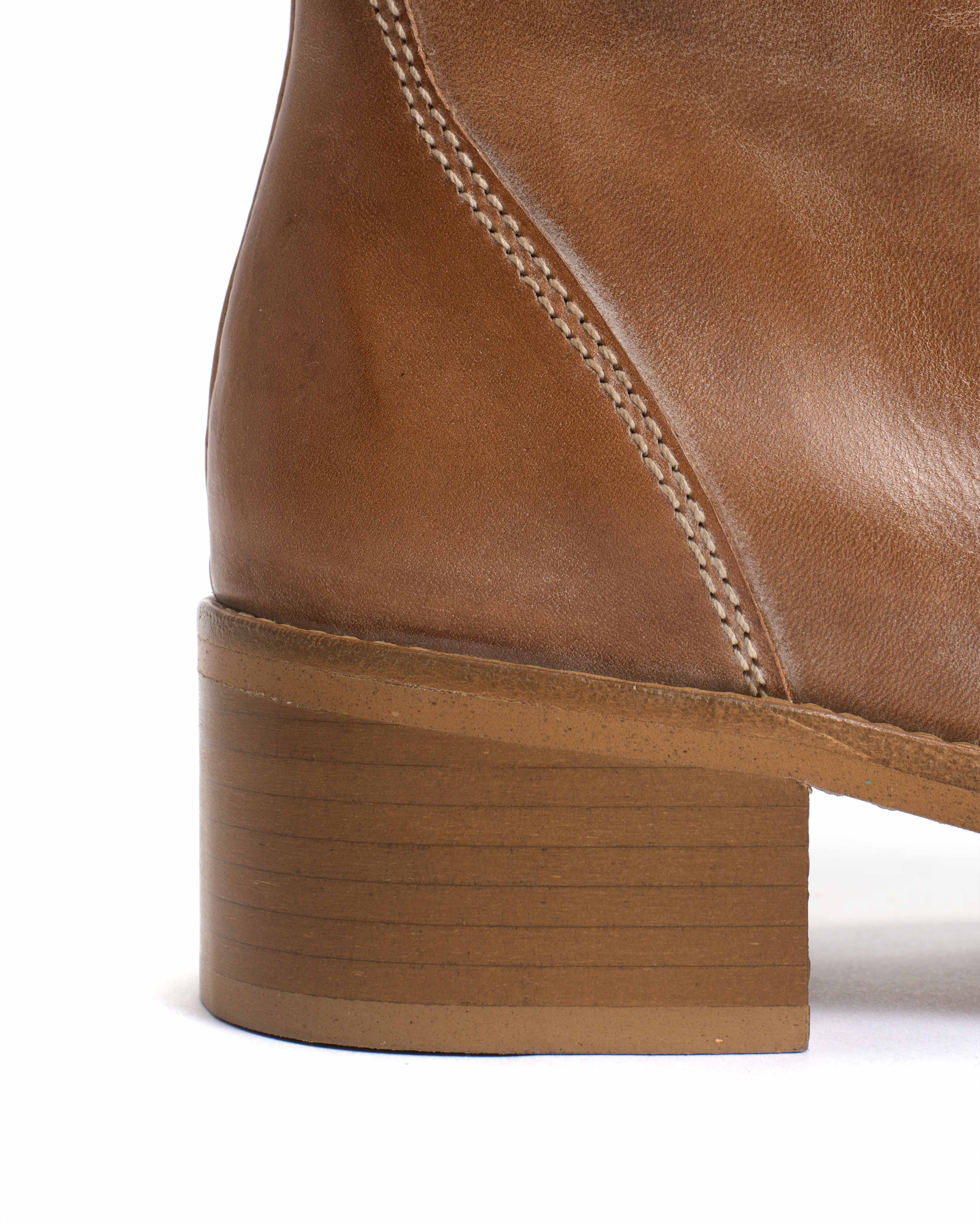 Dico Hunter buckle Escovado Dark tan