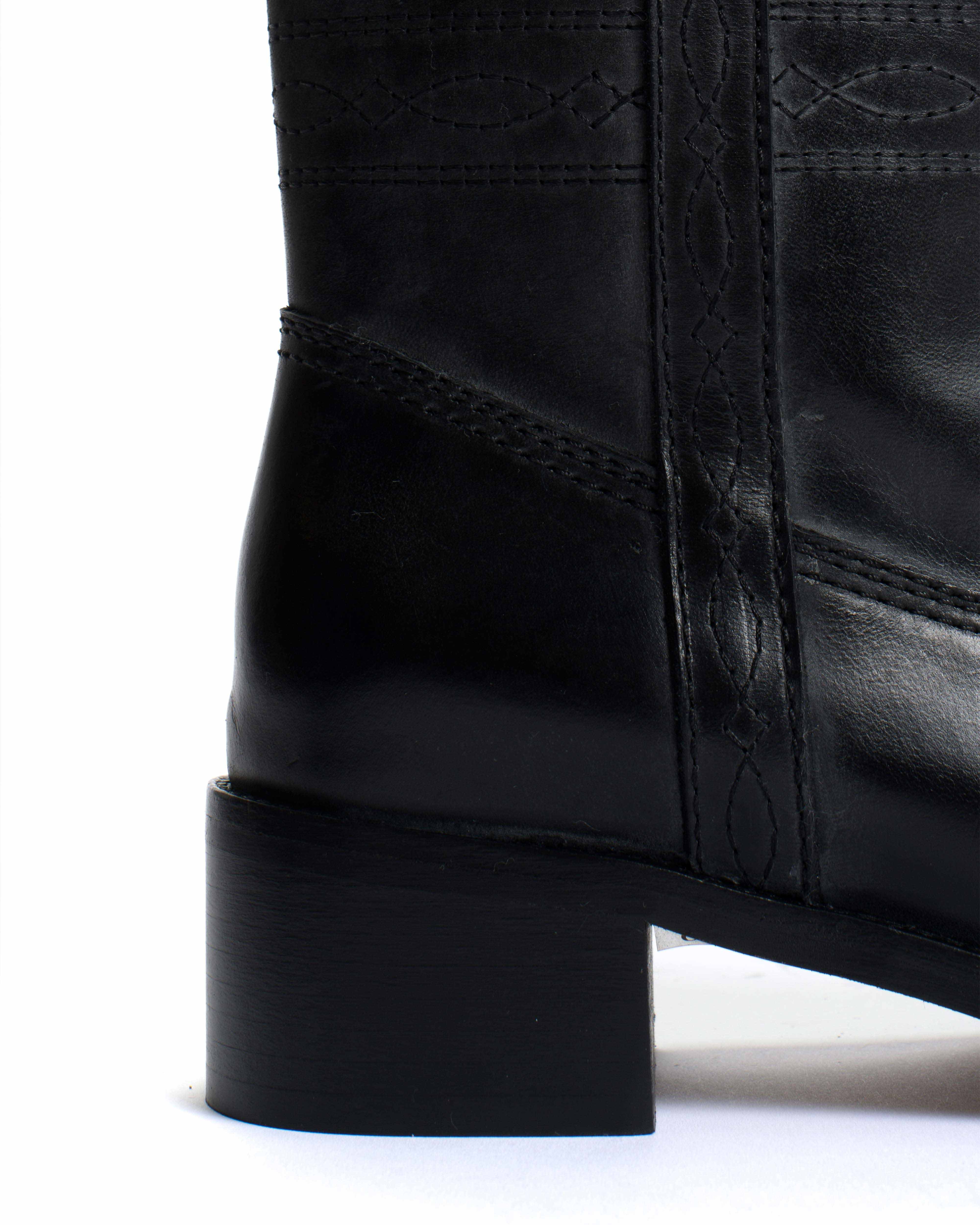 Dico Julia Western stitch Escovado Black