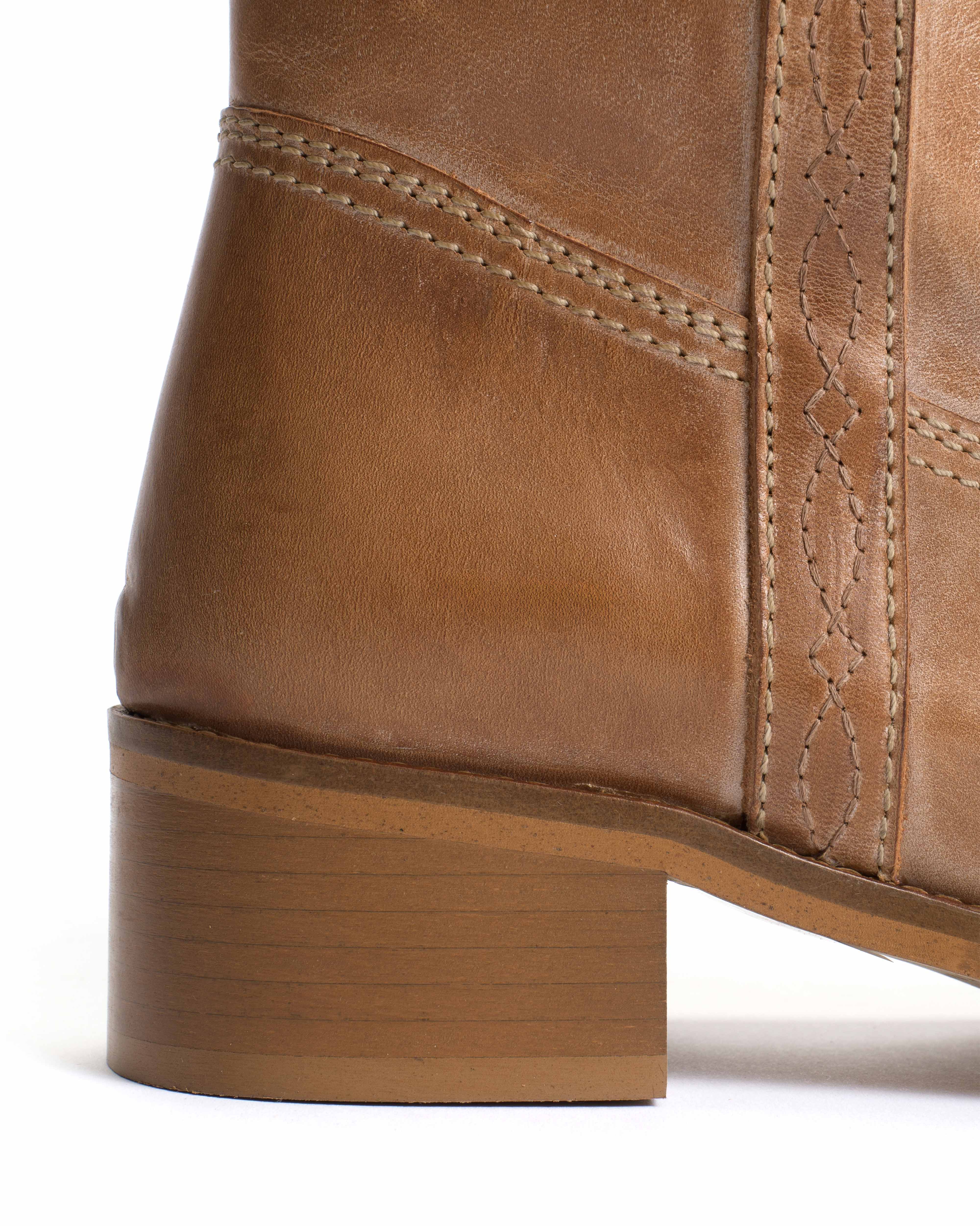 Dico Julia Western stitch Escovado Dark tan