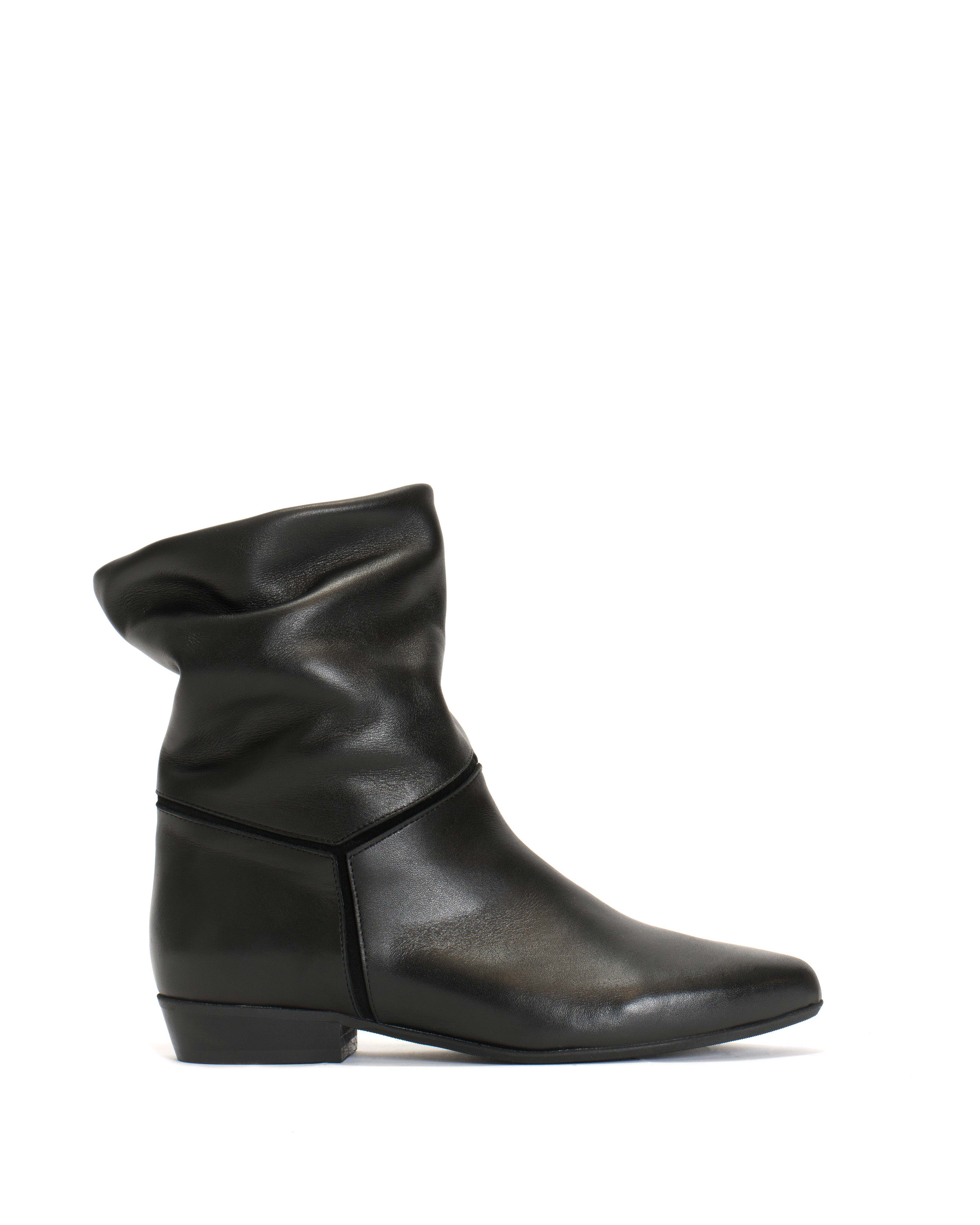 Jassi 20 Soft calf & suede leather Black