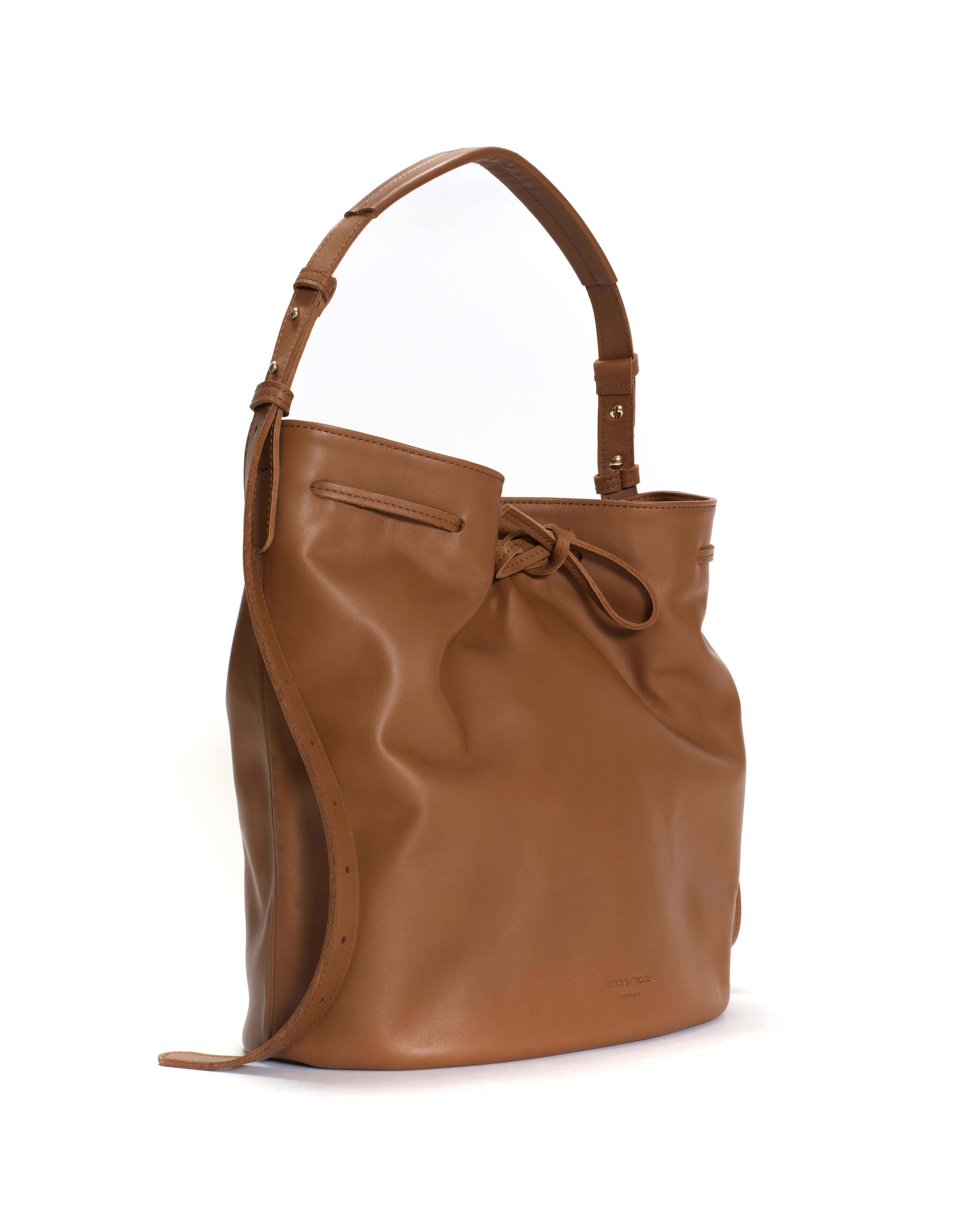 Kacey grand bucket bag Soft calf Camel