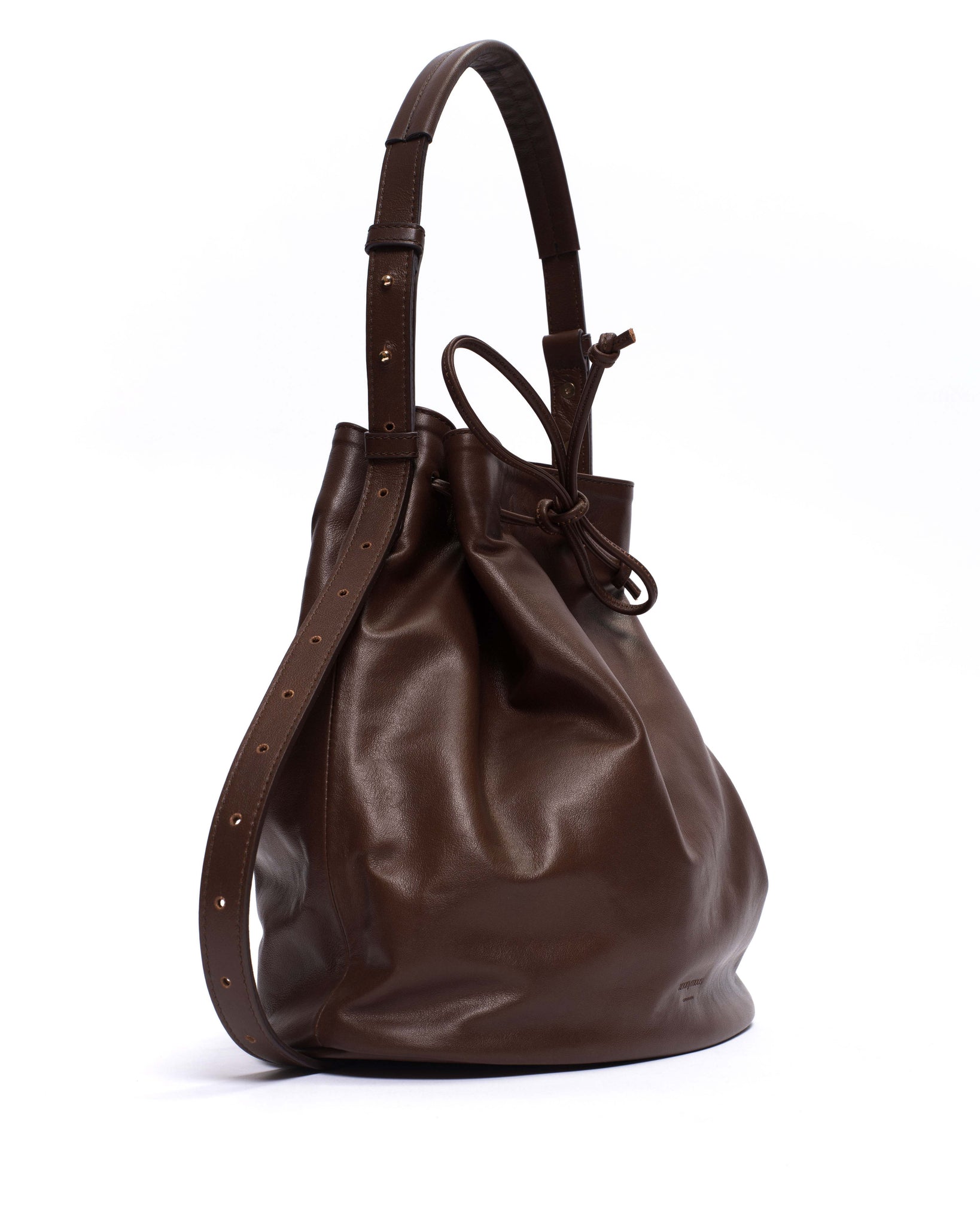 Kacey grand bucket bag Soft calf Chocolate - Anonymous Copenhagen