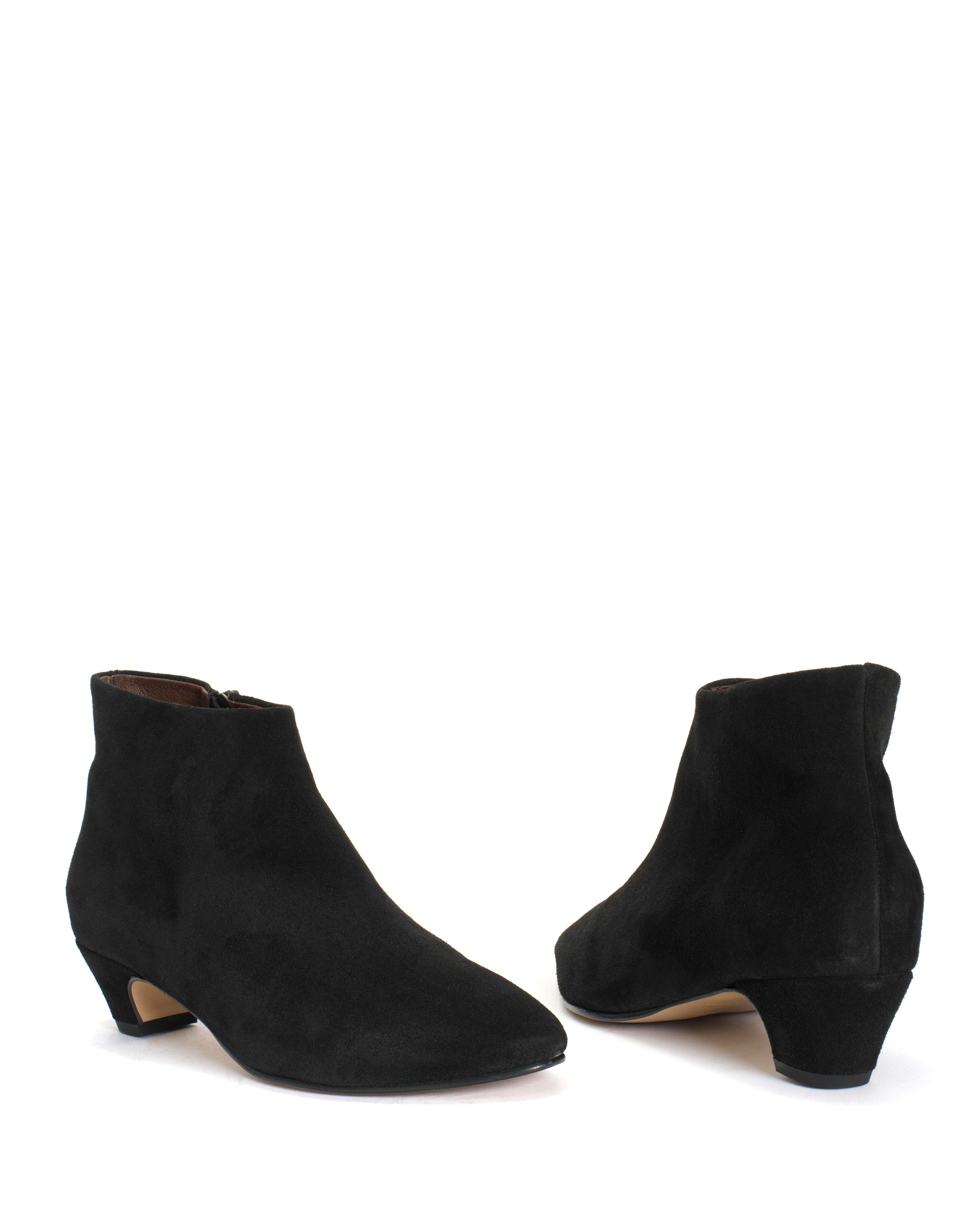 Kyra Calf suede Black