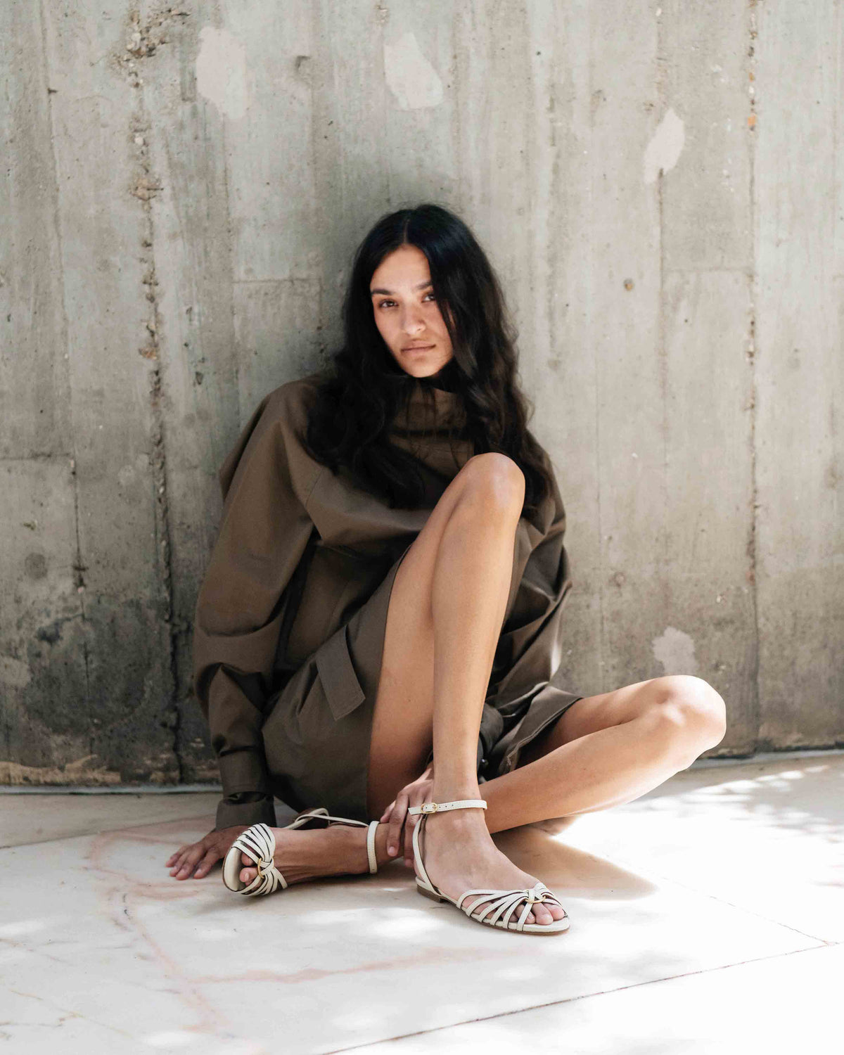Lopes 10 Shiny lamb White sand