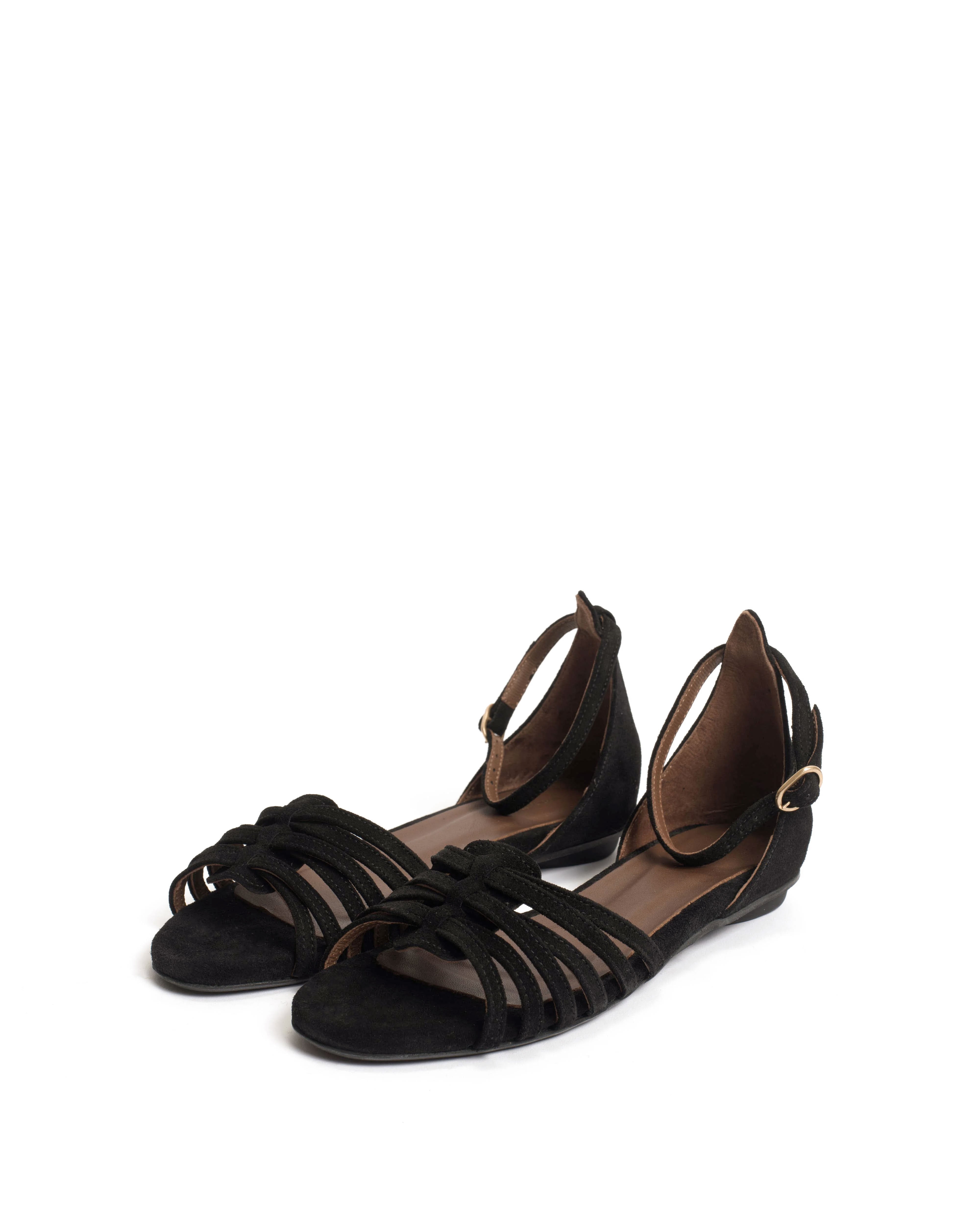 Mareike 10 Calf suede Black