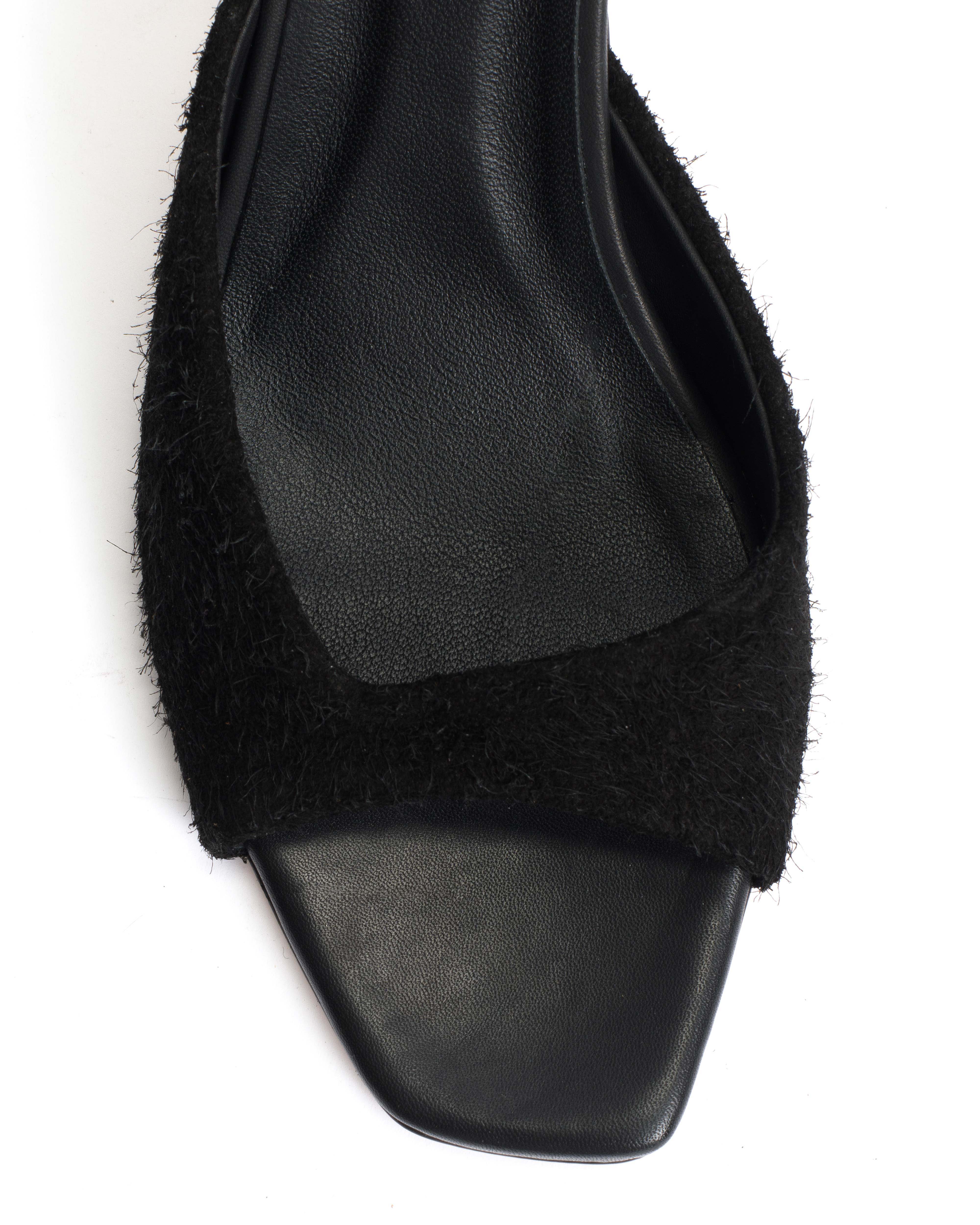 Mazy 75 Plushed calf suede Black