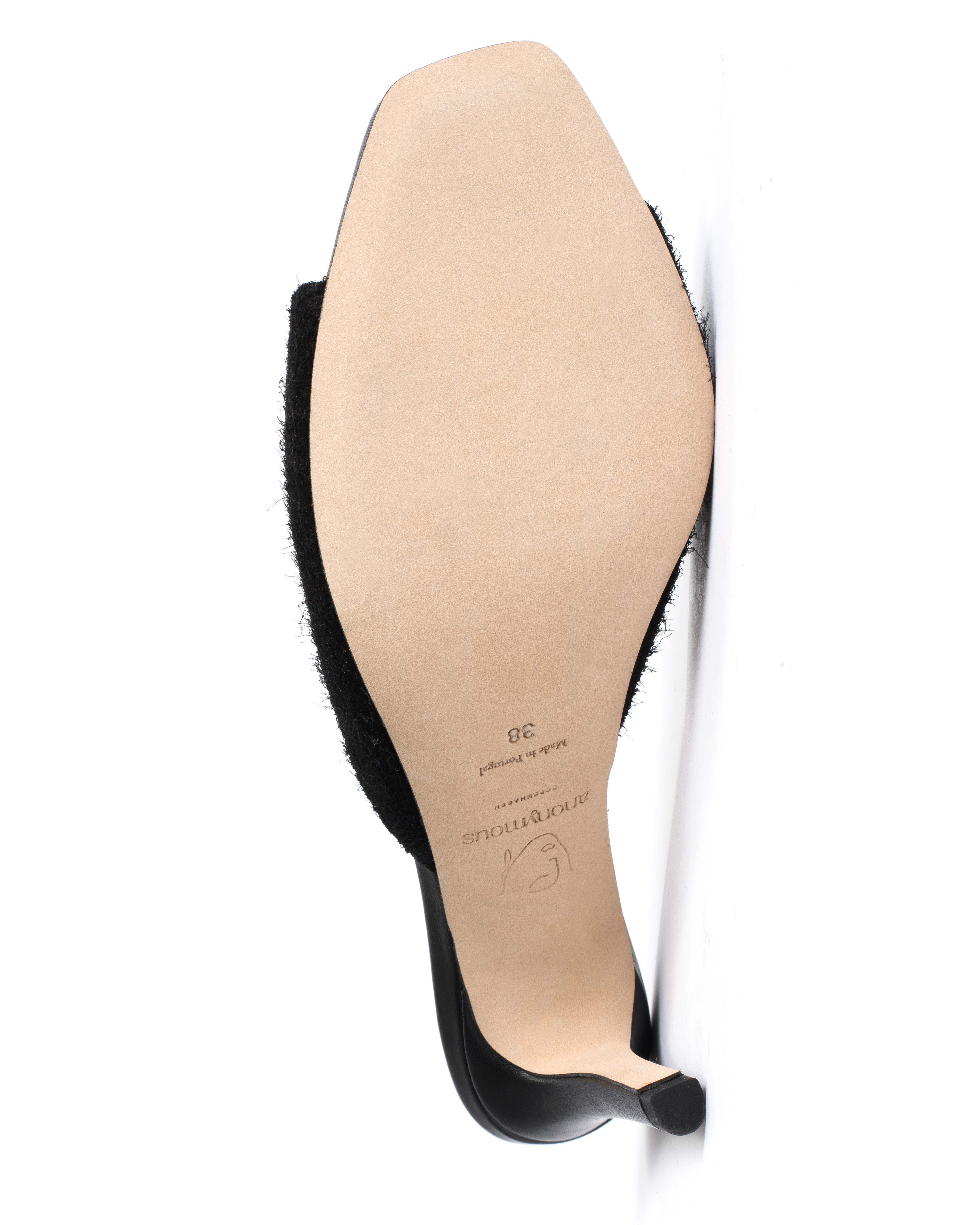 Mazy 75 Plushed calf suede Black