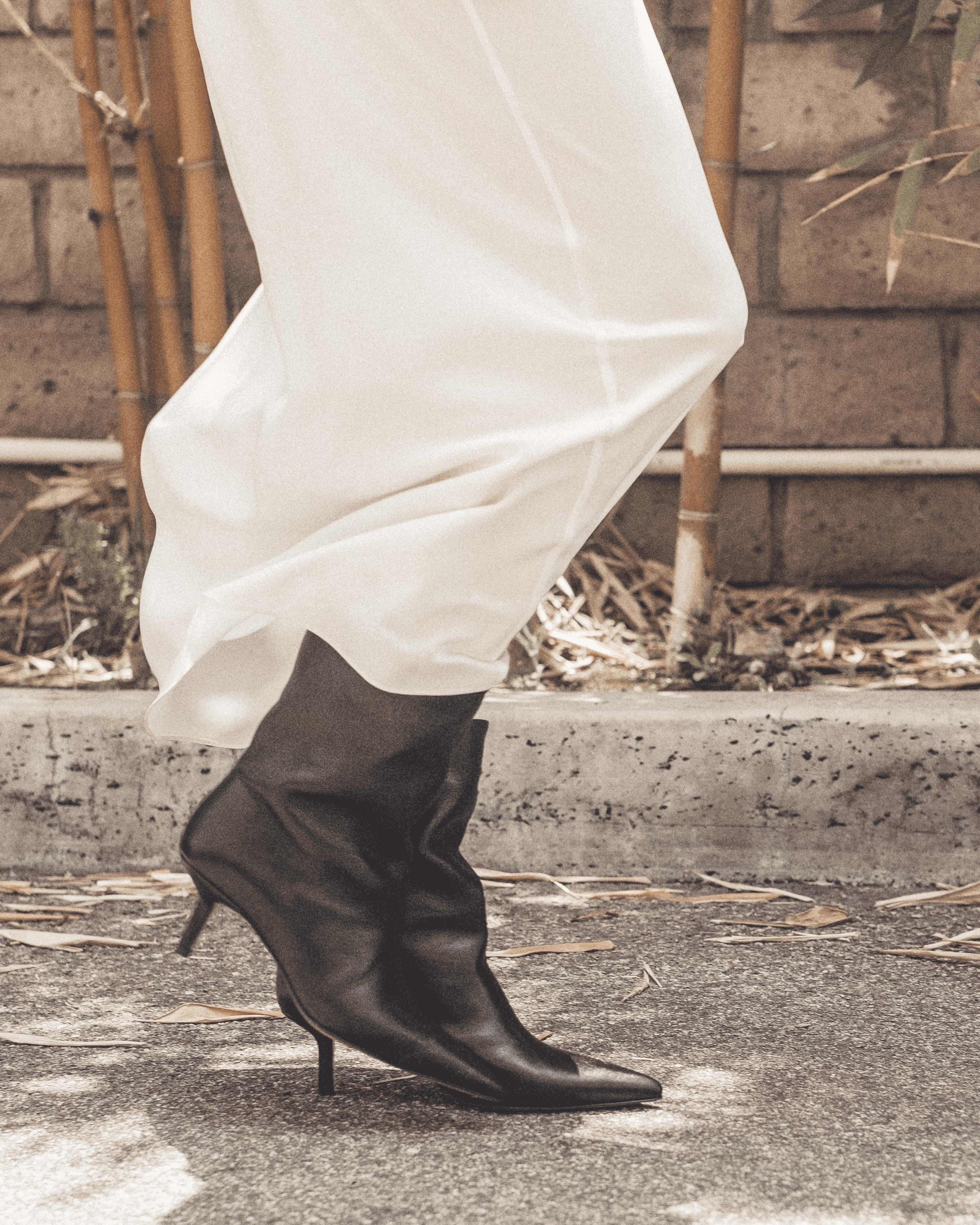 Vully 55 pin Soft calf Black