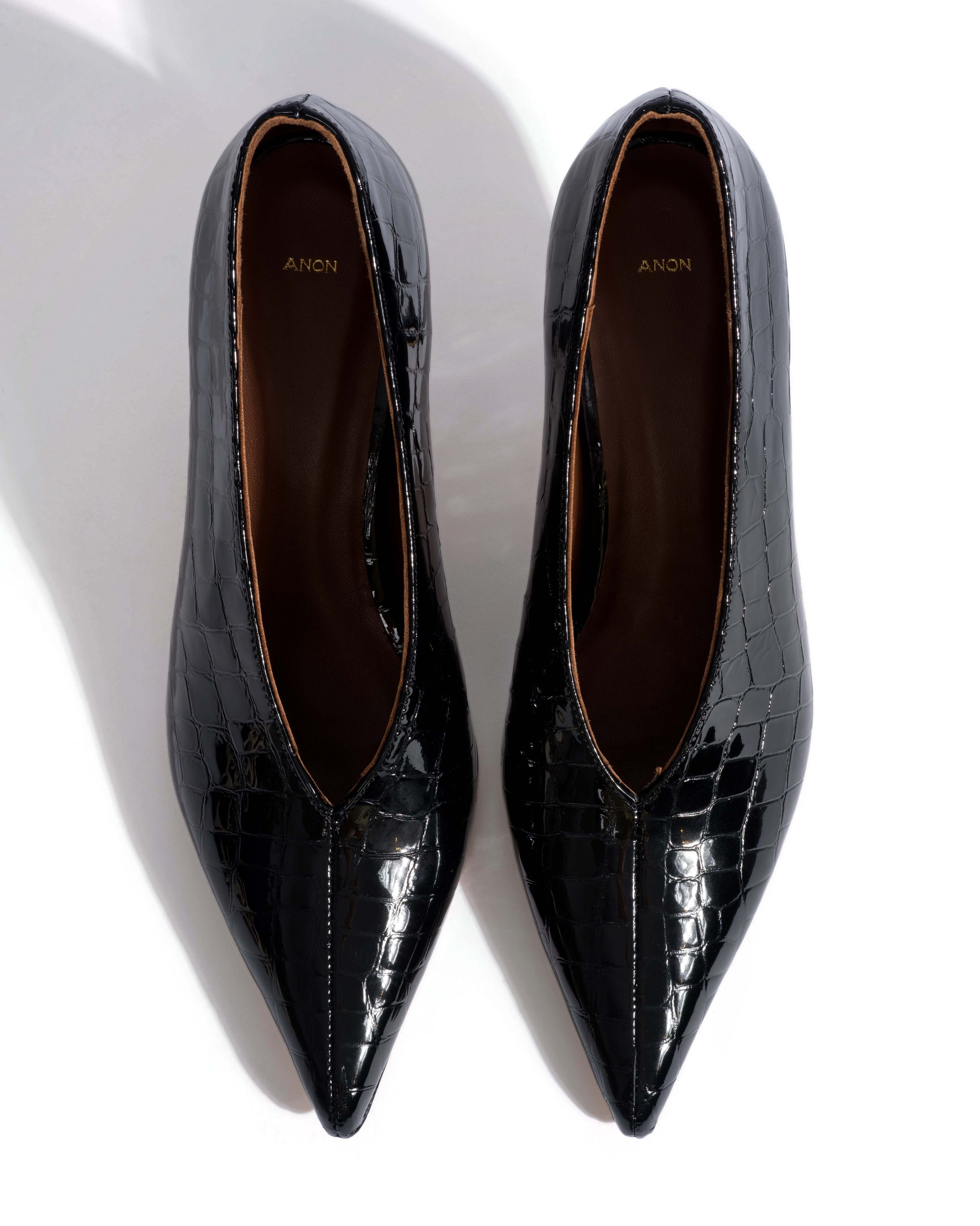 Phia 55 pin Polished croco calf Black