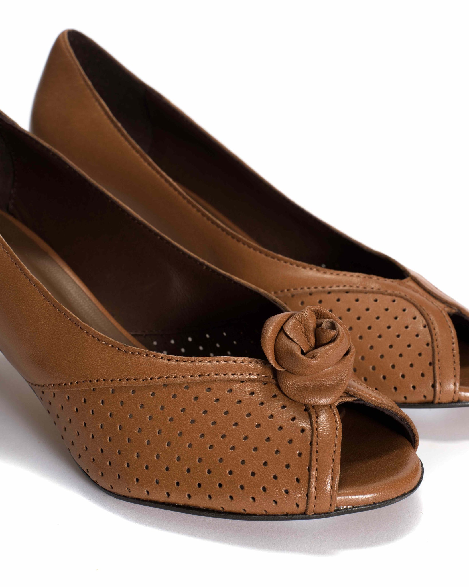 Rose shoe clip Shiny lamb Caramel