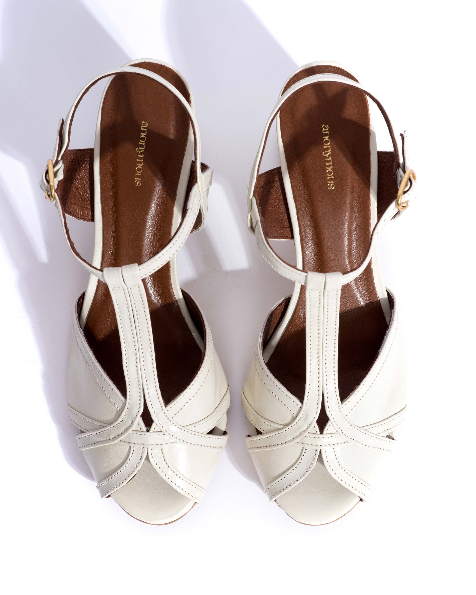 Therese 55 Crinkled polished goat White sand