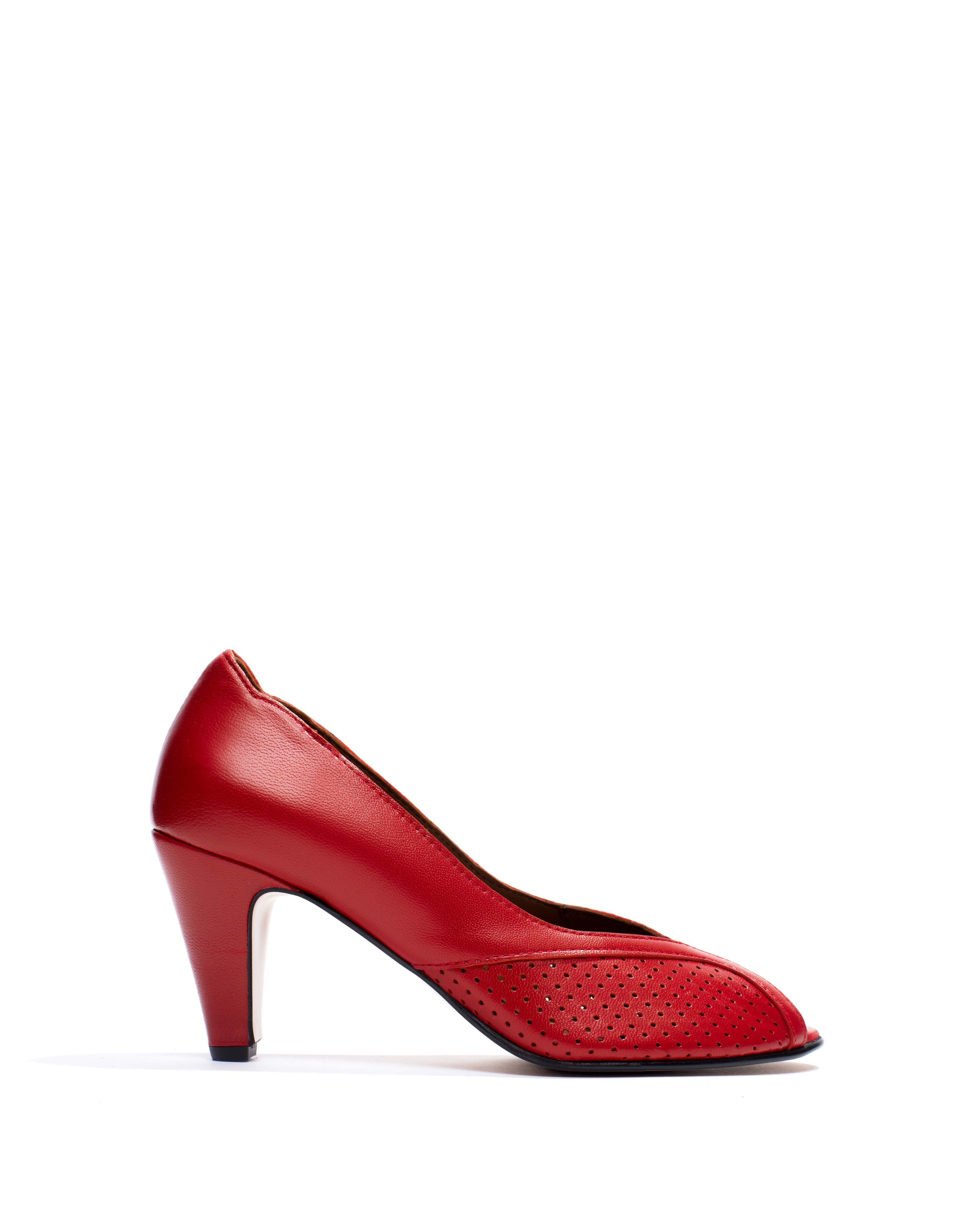 Alania Shiny lamb Ruby red