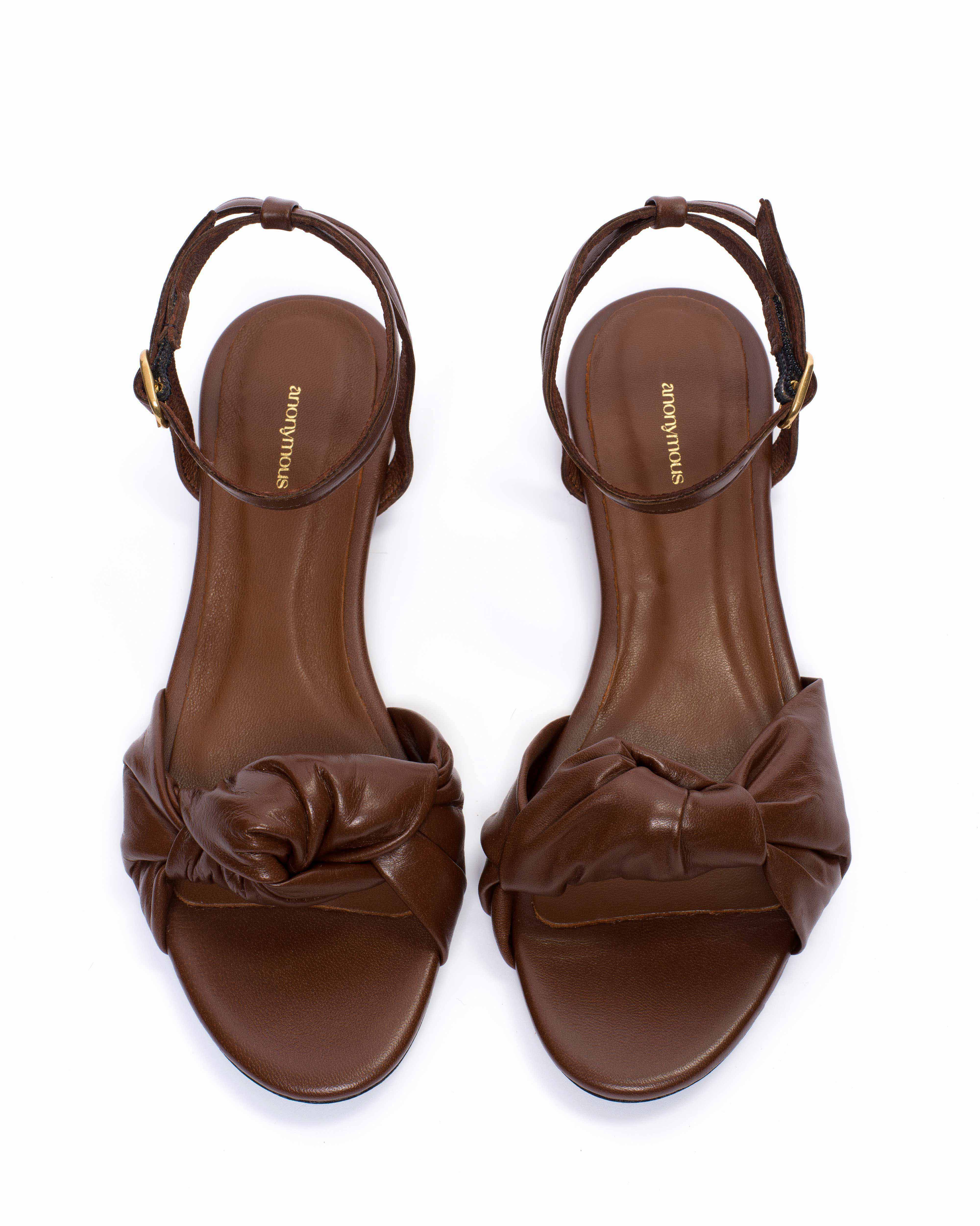 Aliza 10 Shiny lamb Chocolate