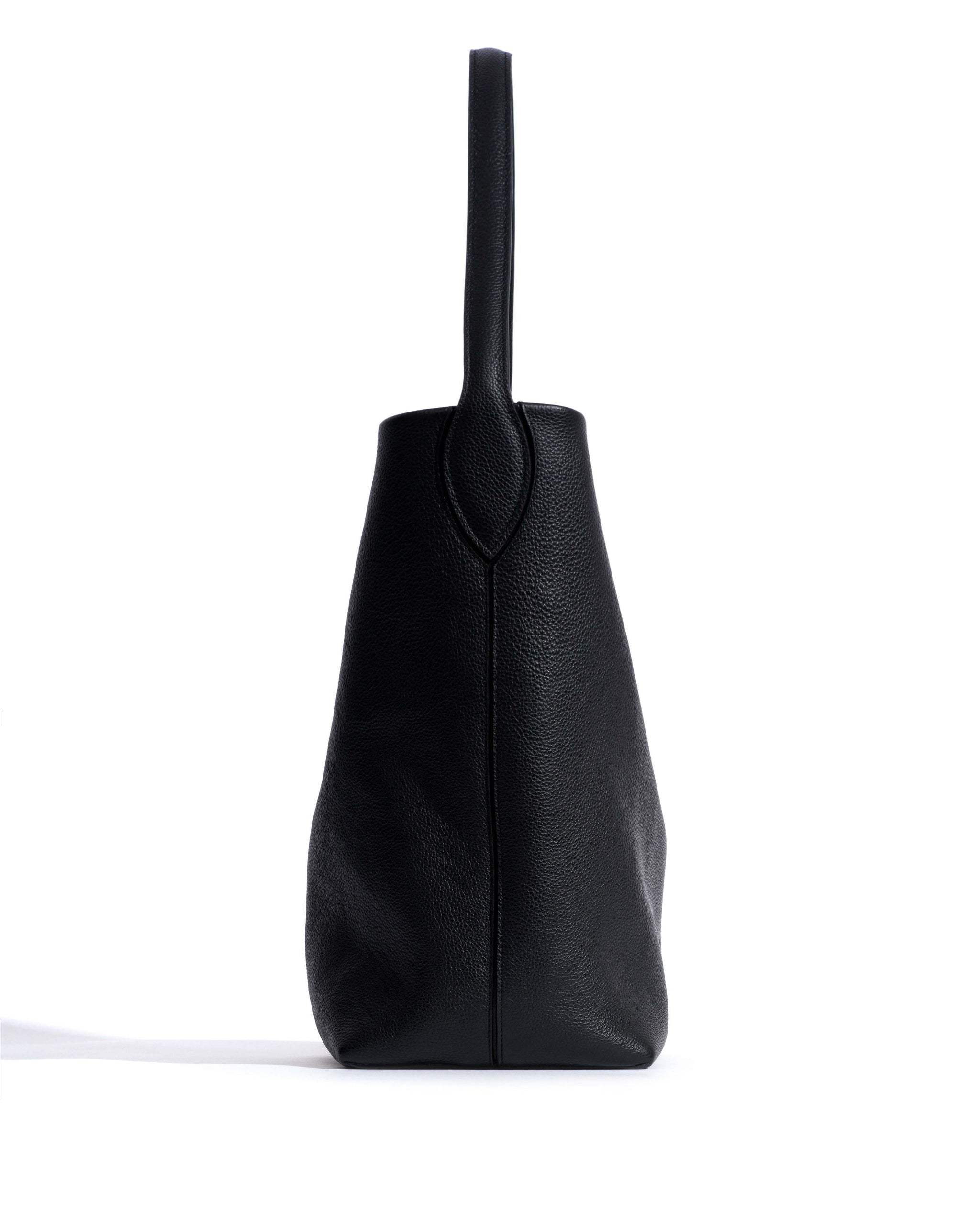 Versa slouchy everyday bag Pebbled soft calf Black - Anonymous Copenhagen Bags