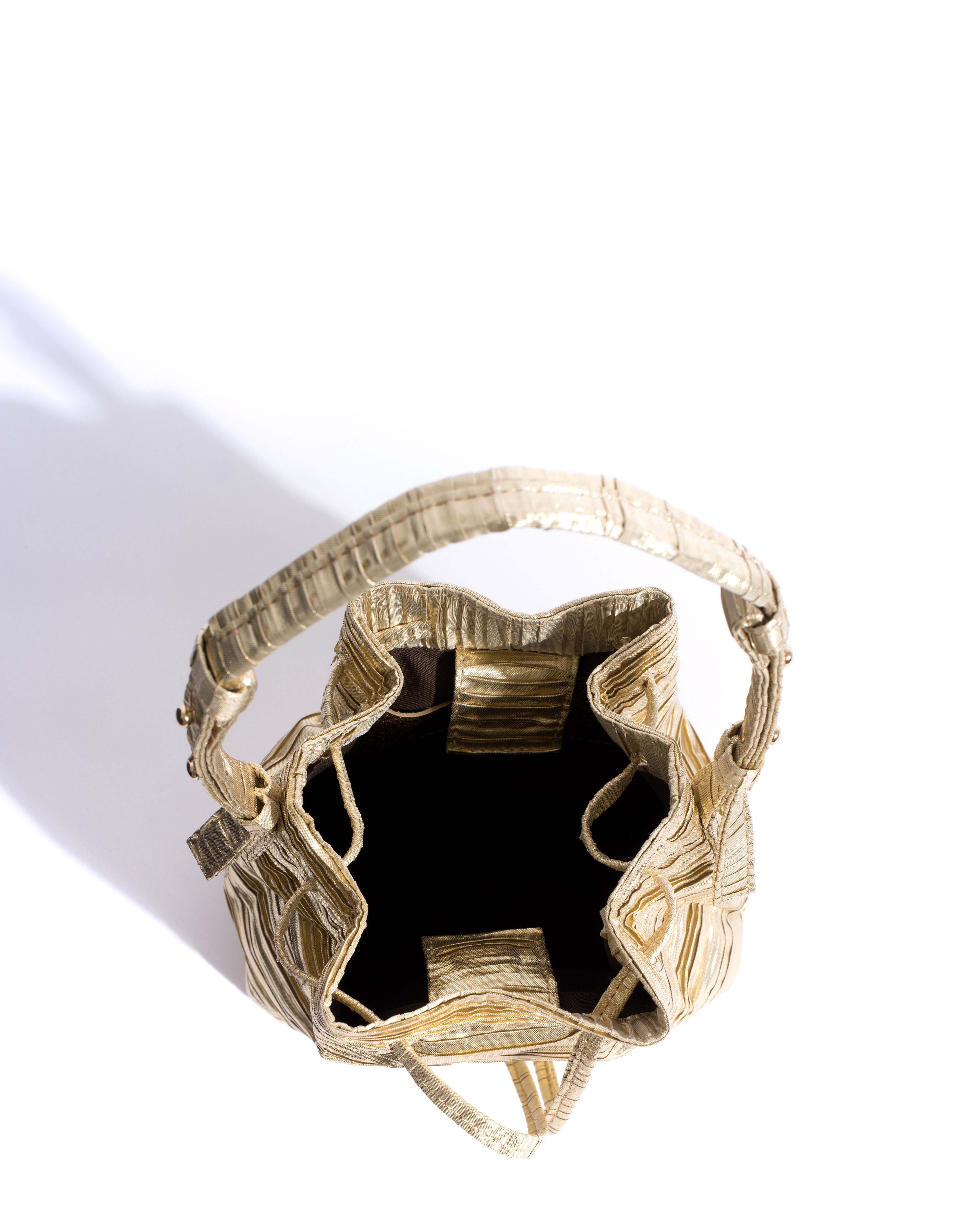 Kacey petite bucket bag Pleated satin Gold